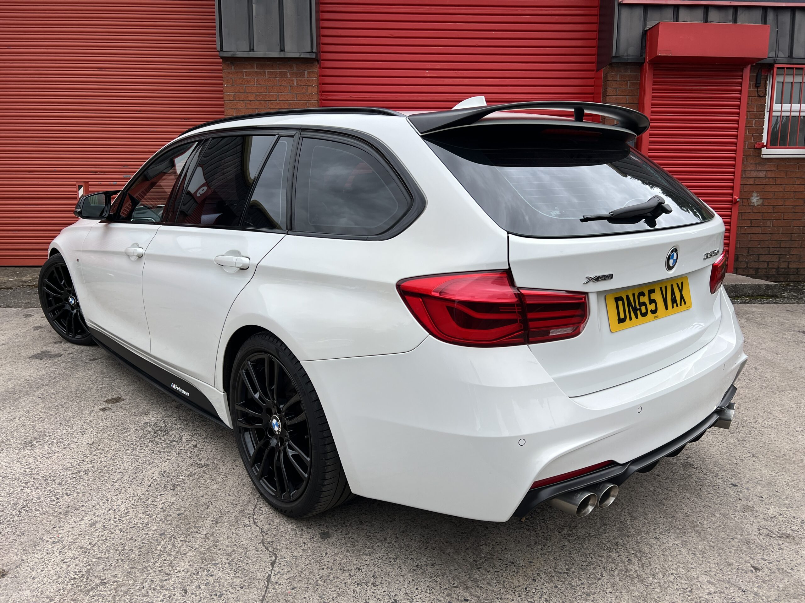 2015 65 BMW 335d M Sport Touring xDrive *RED LEATHER-M KIT-HIGH BEAM ASSIST-FSH*