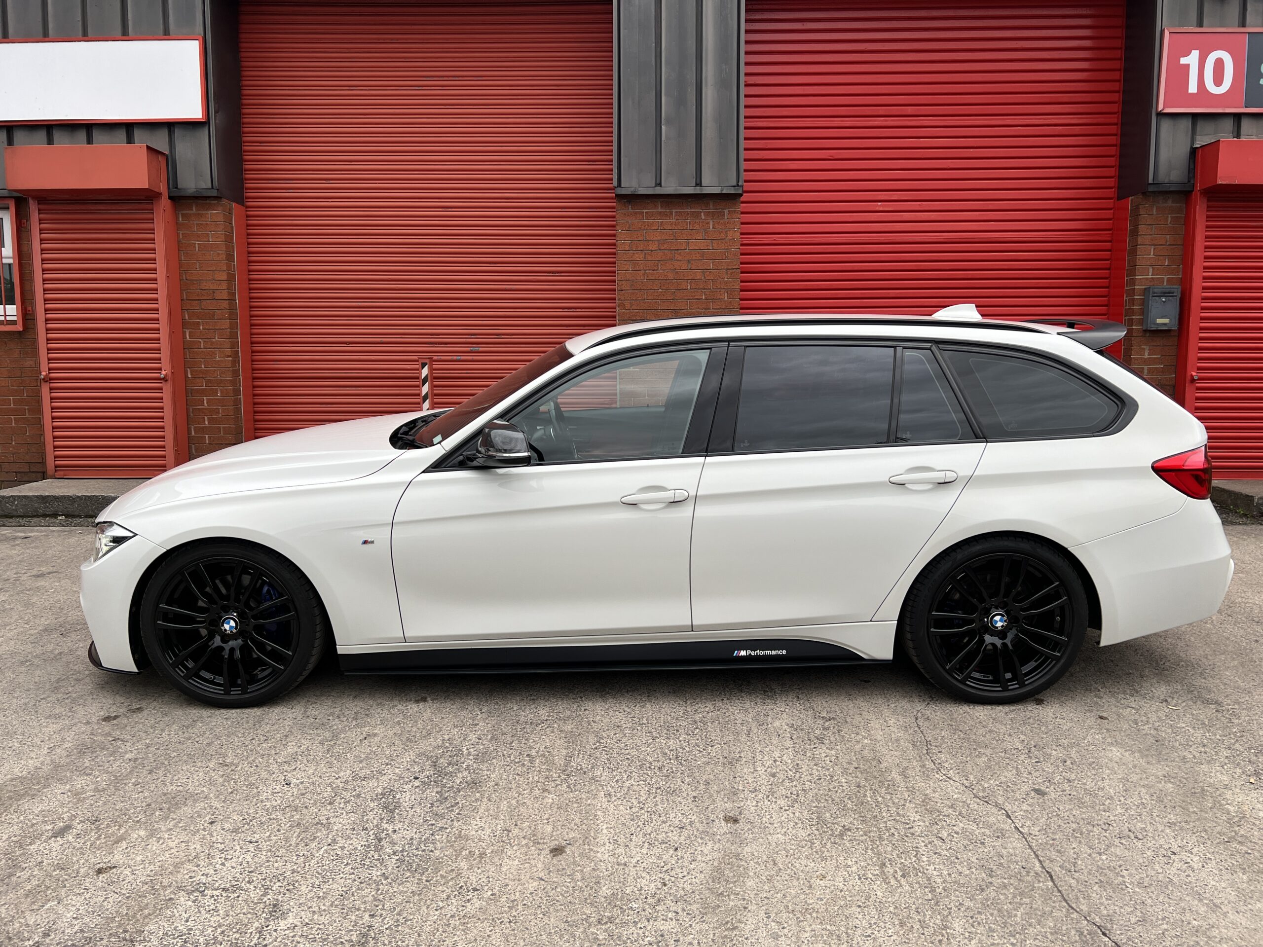 2015 65 BMW 335d M Sport Touring xDrive *RED LEATHER-M KIT-HIGH BEAM ASSIST-FSH*