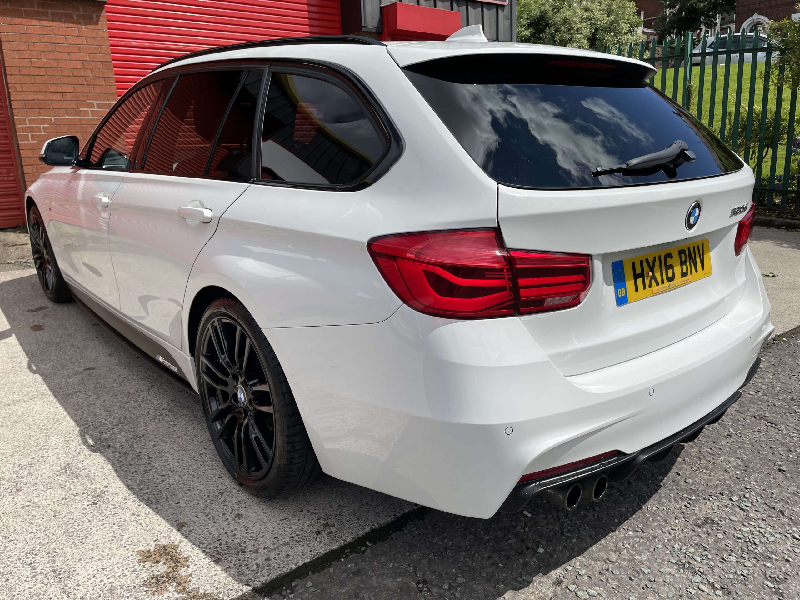 2016 16 BMW 320d M Sport Touring *M KIT-REV CAM-403M ALLOYS*Auto