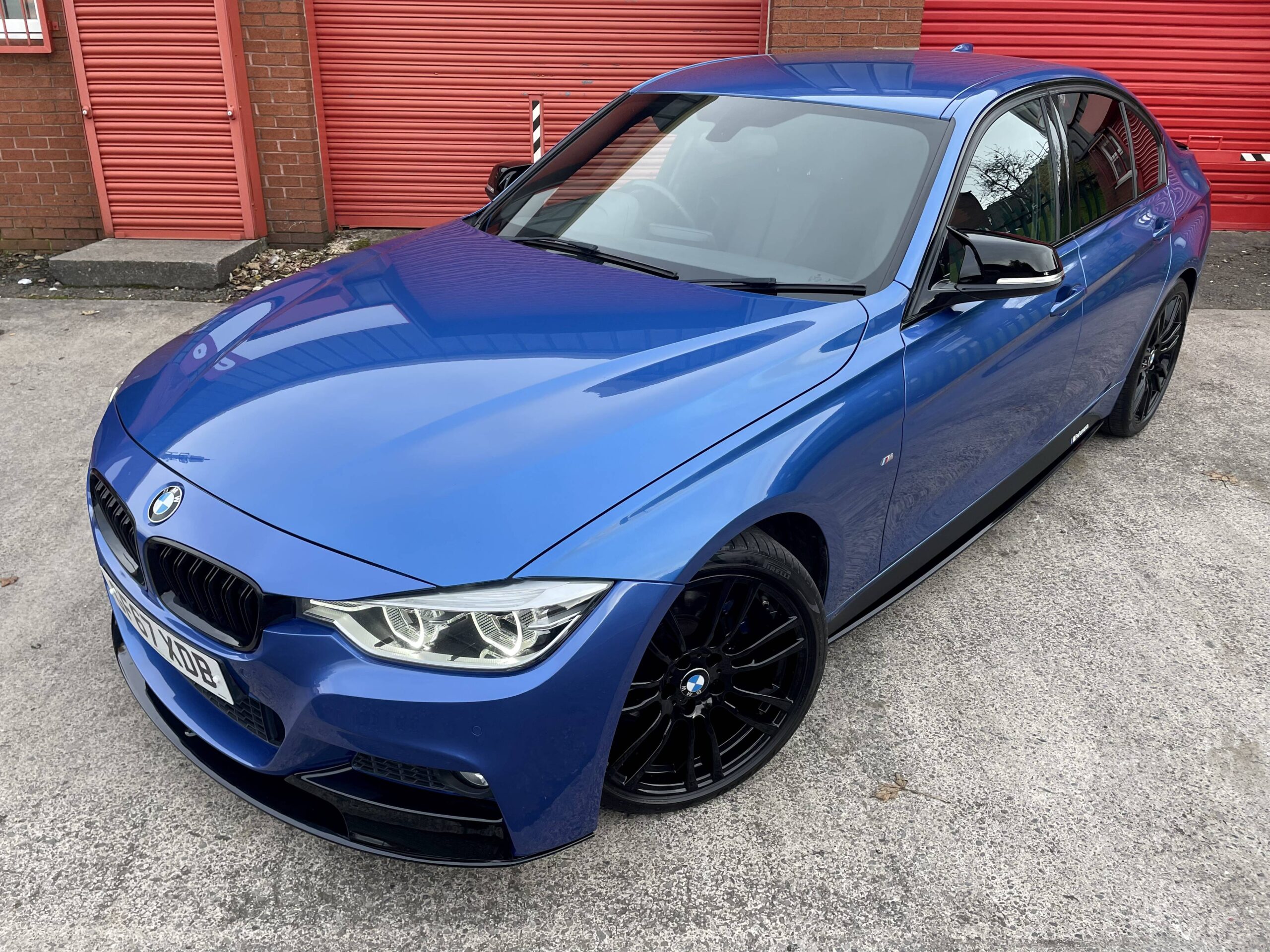 2017 BMW 330d M Sport *403M ALLOYS – ICON HEADLIGHTS* Auto