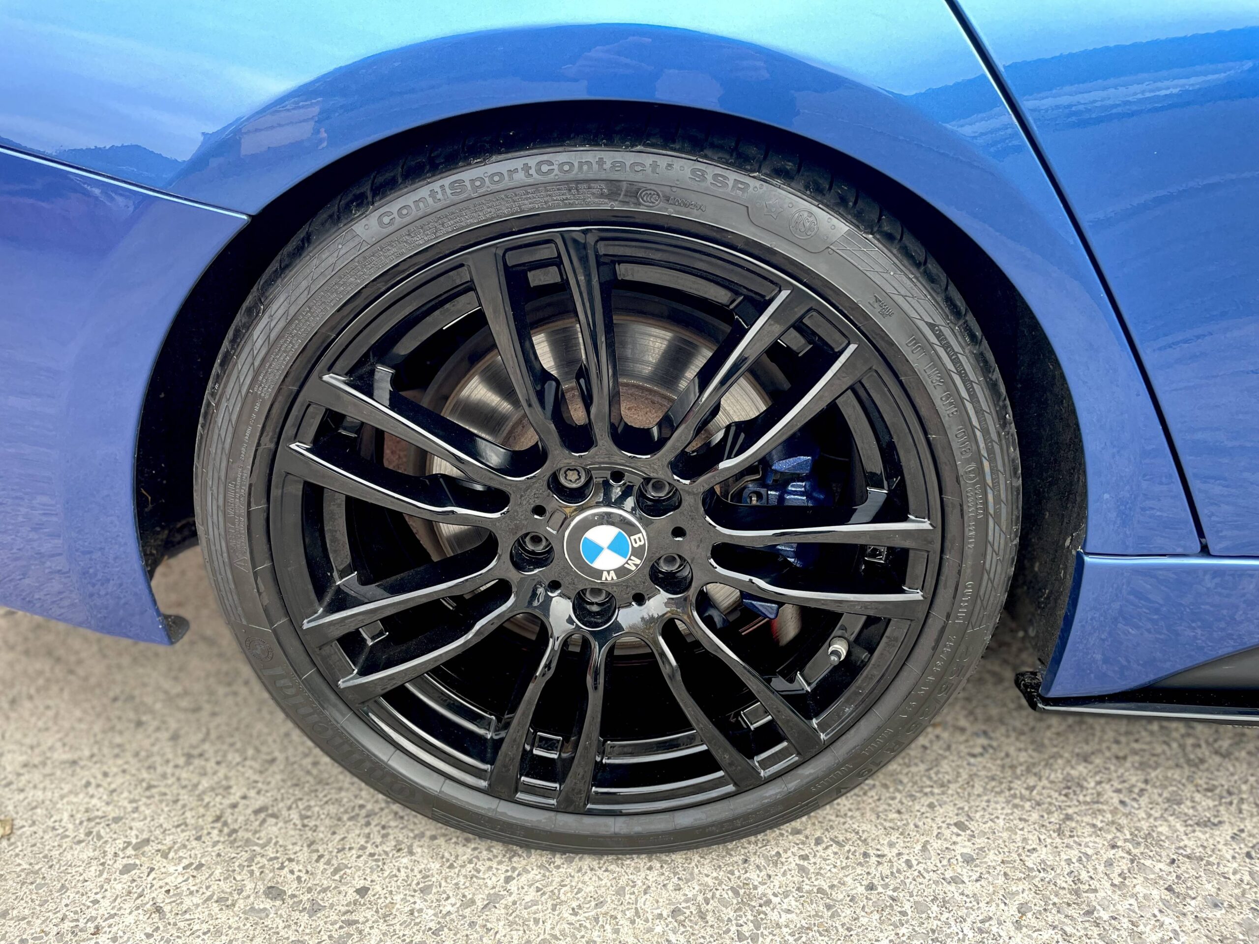 2017 BMW 330d M Sport *403M ALLOYS – ICON HEADLIGHTS* Auto