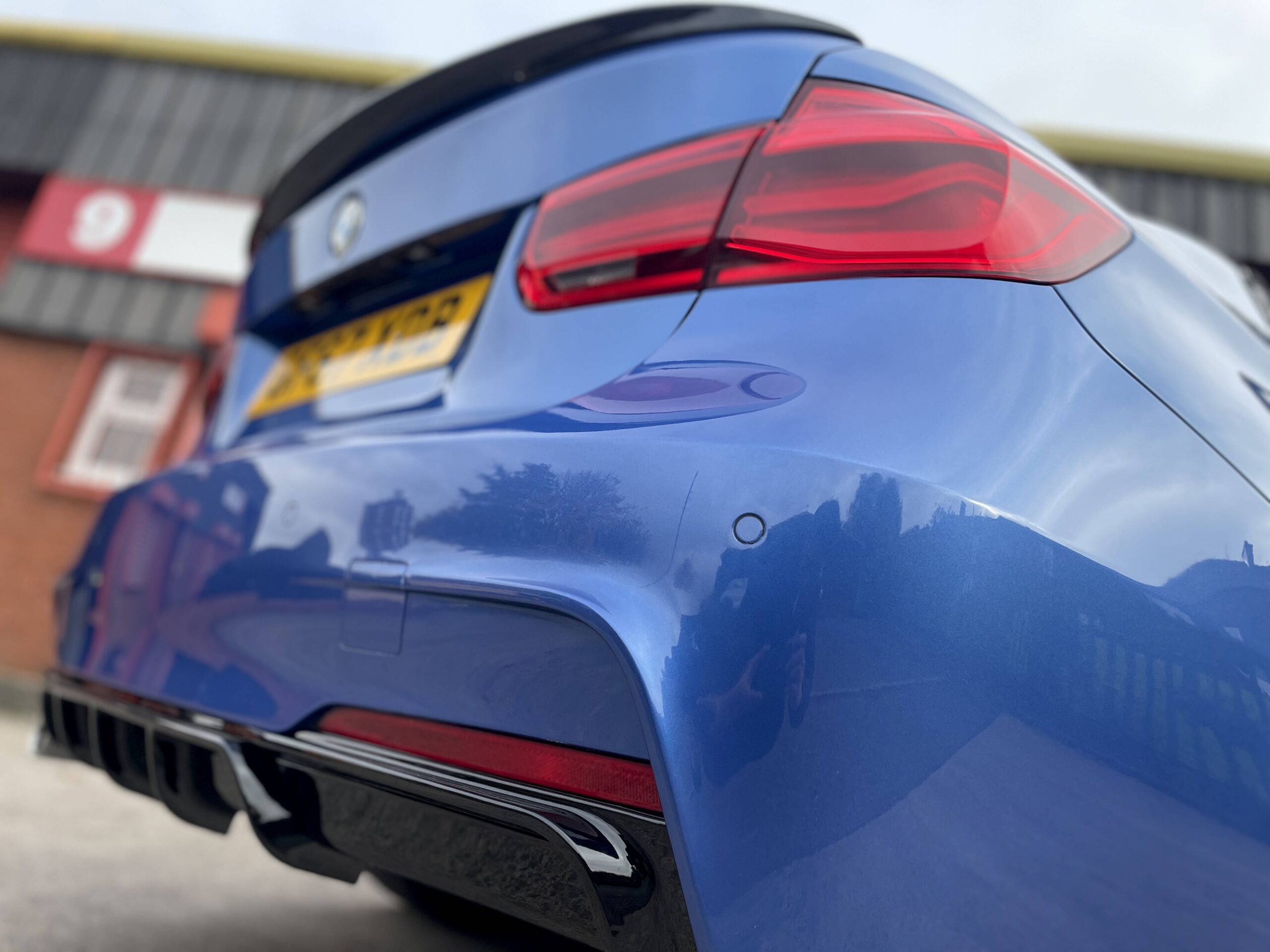 2017 BMW 330d M Sport *403M ALLOYS – ICON HEADLIGHTS* Auto