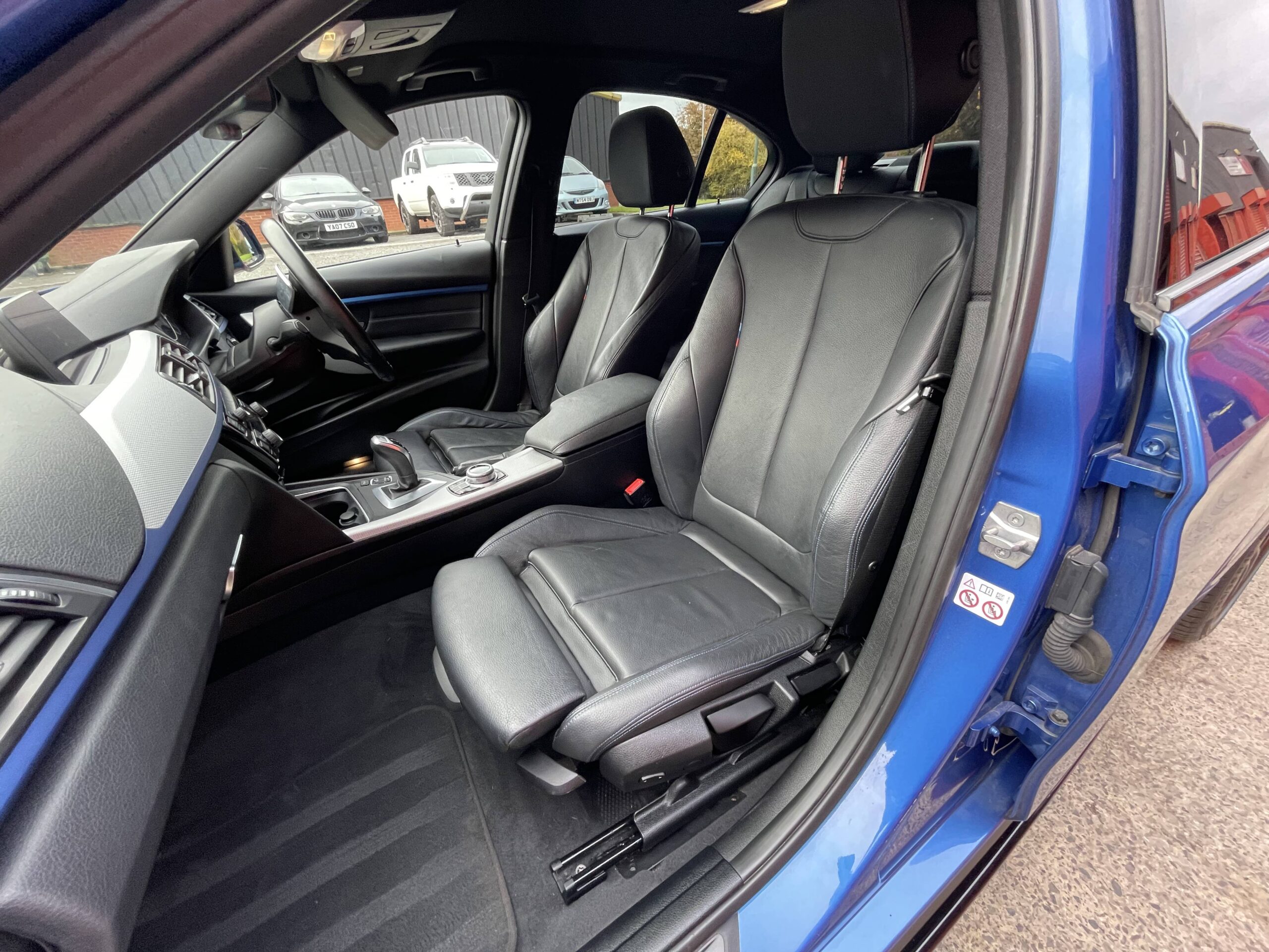 2017 BMW 330d M Sport *403M ALLOYS – ICON HEADLIGHTS* Auto