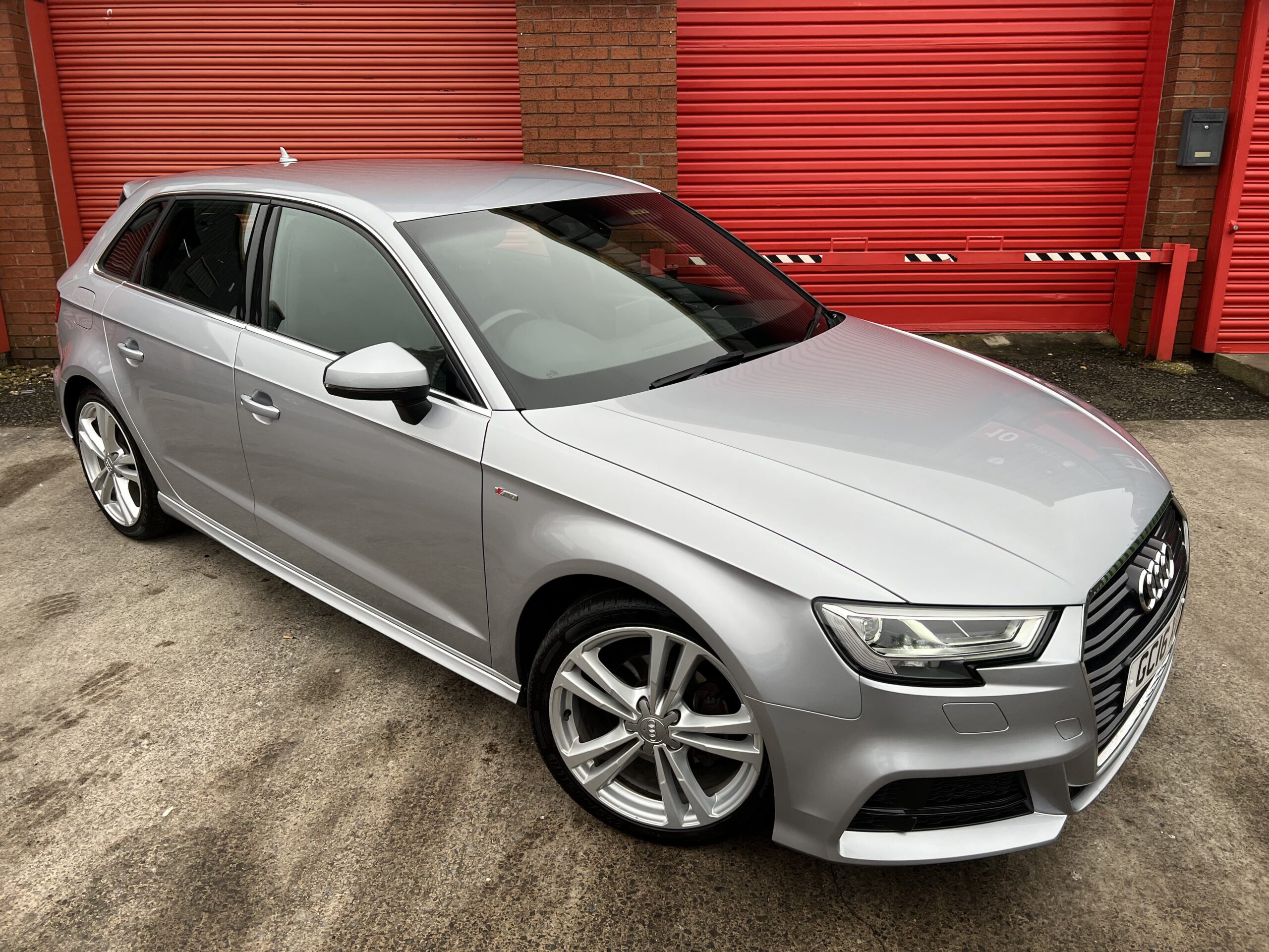 2016 Audi A3 2.0 TDI S line Sportback S Tronic *CARPLAY-NAV-FACELIFT-AUTO*5 Door