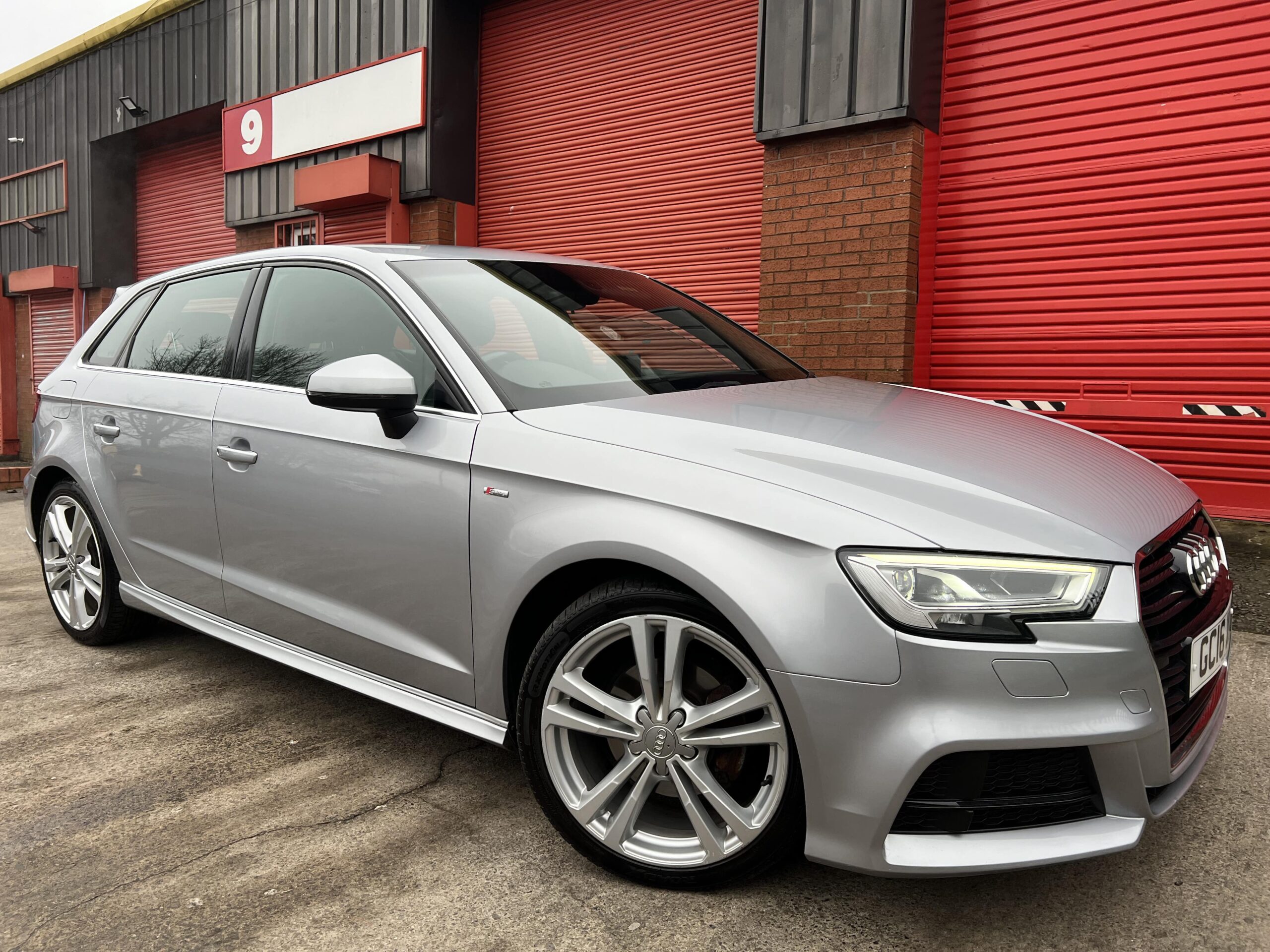 2016 Audi A3 2.0 TDI S line Sportback S Tronic *CARPLAY-NAV-FACELIFT-AUTO*5 Door