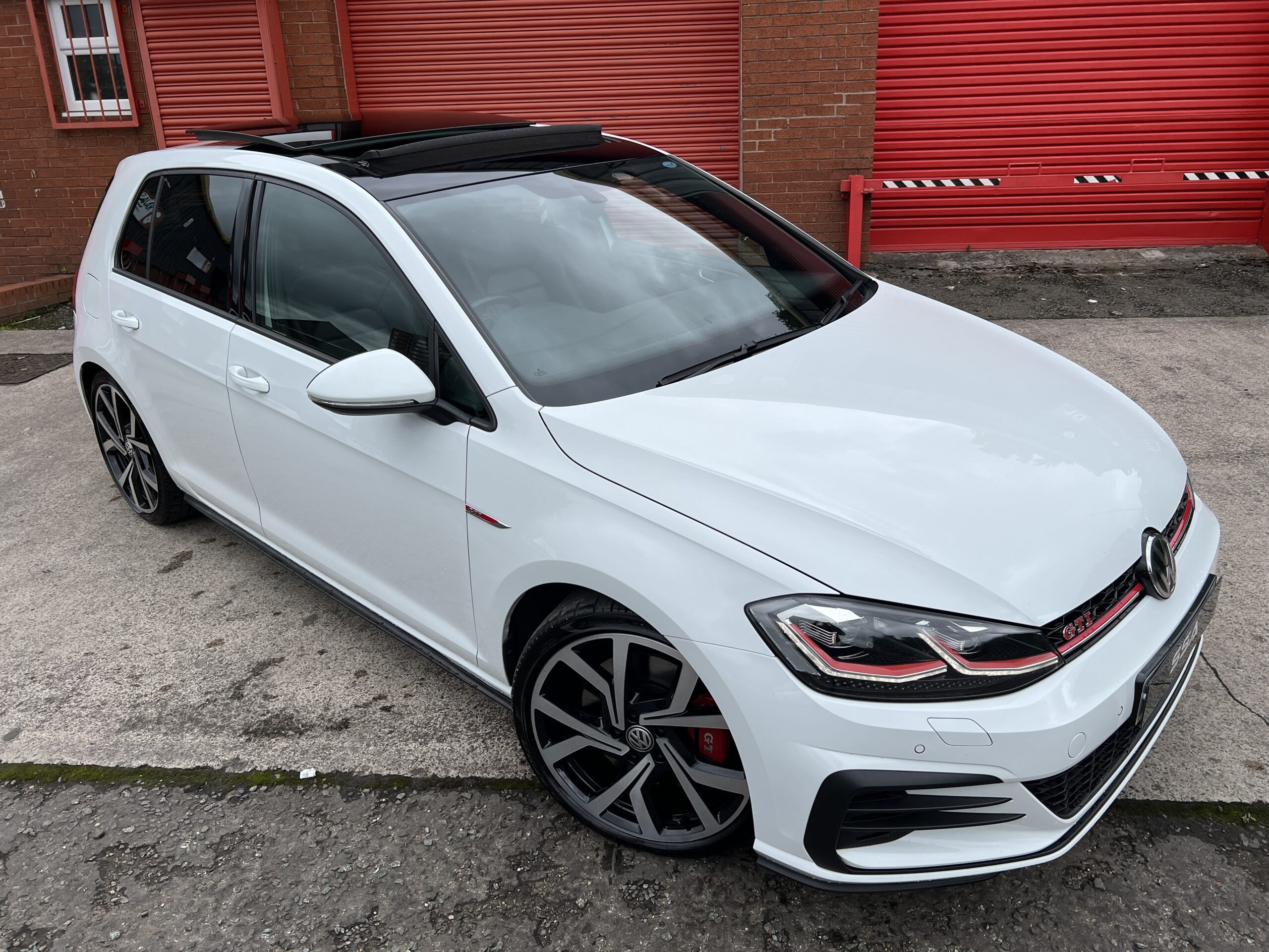 2019 Volkswagen Golf GTI Performance DSG MK7.5 AUTO 2.0 TSI *PANROOF + LEATHERS* 5dr