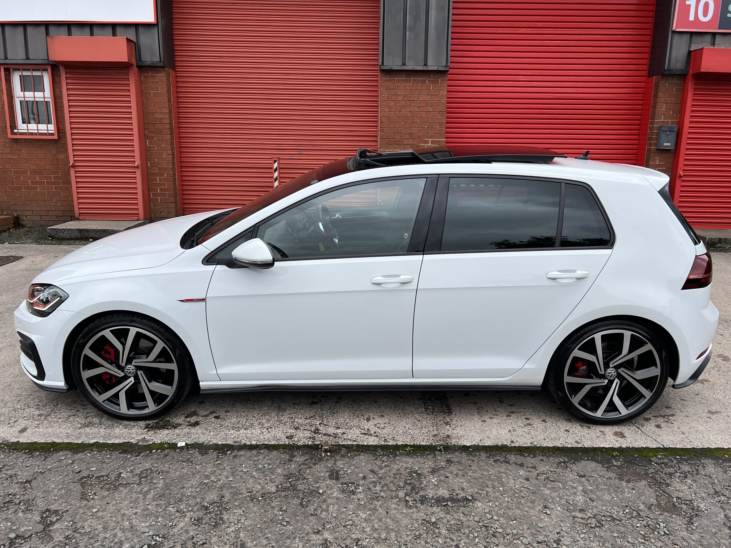 2019 Volkswagen Golf GTI Performance DSG MK7.5 AUTO 2.0 TSI *PANROOF + LEATHERS* 5dr
