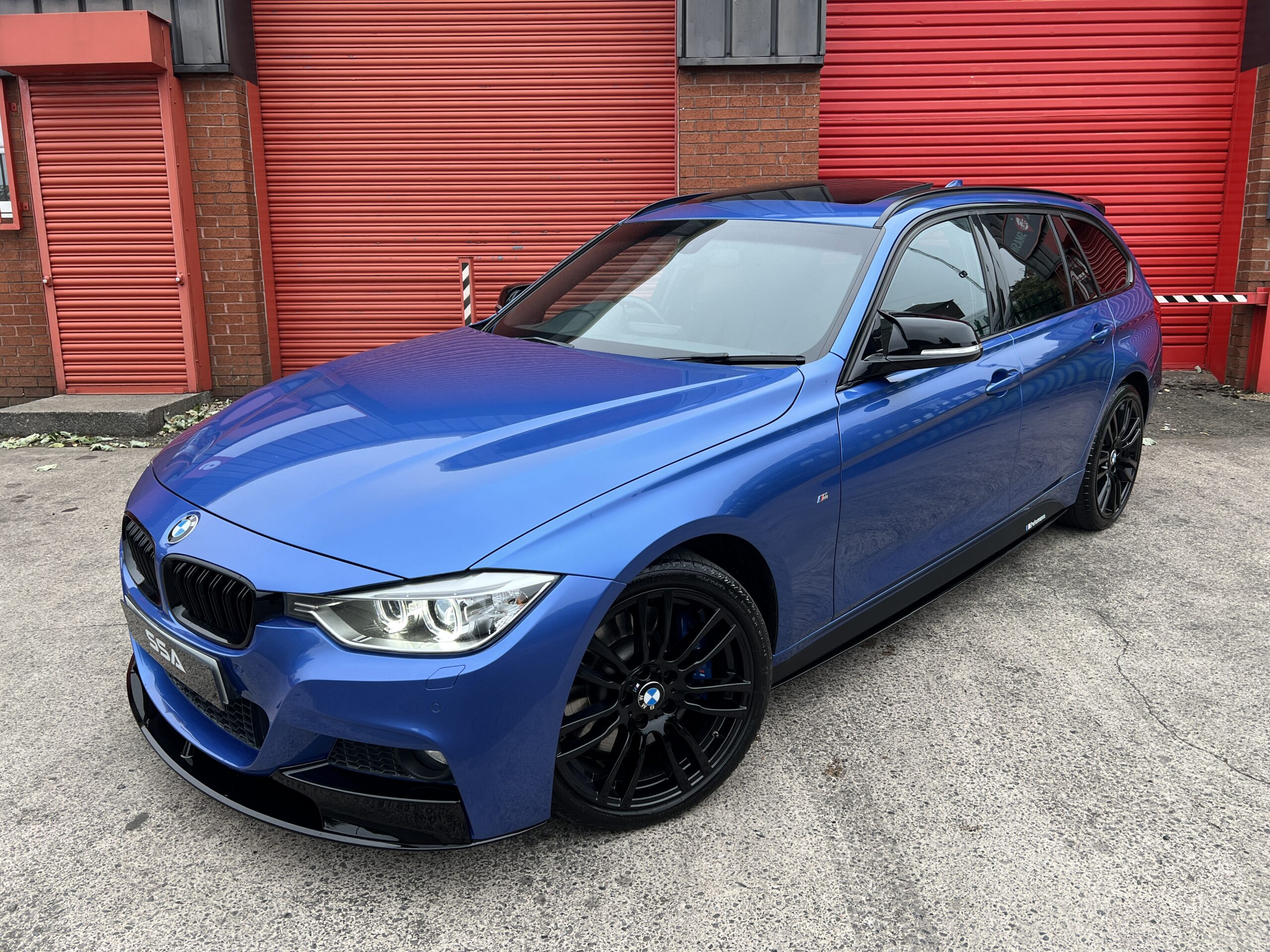 2015 BMW 330d M Sport Touring xDrive *PANO+HK+HTD STEERING+ADAPTVE XENONS*
