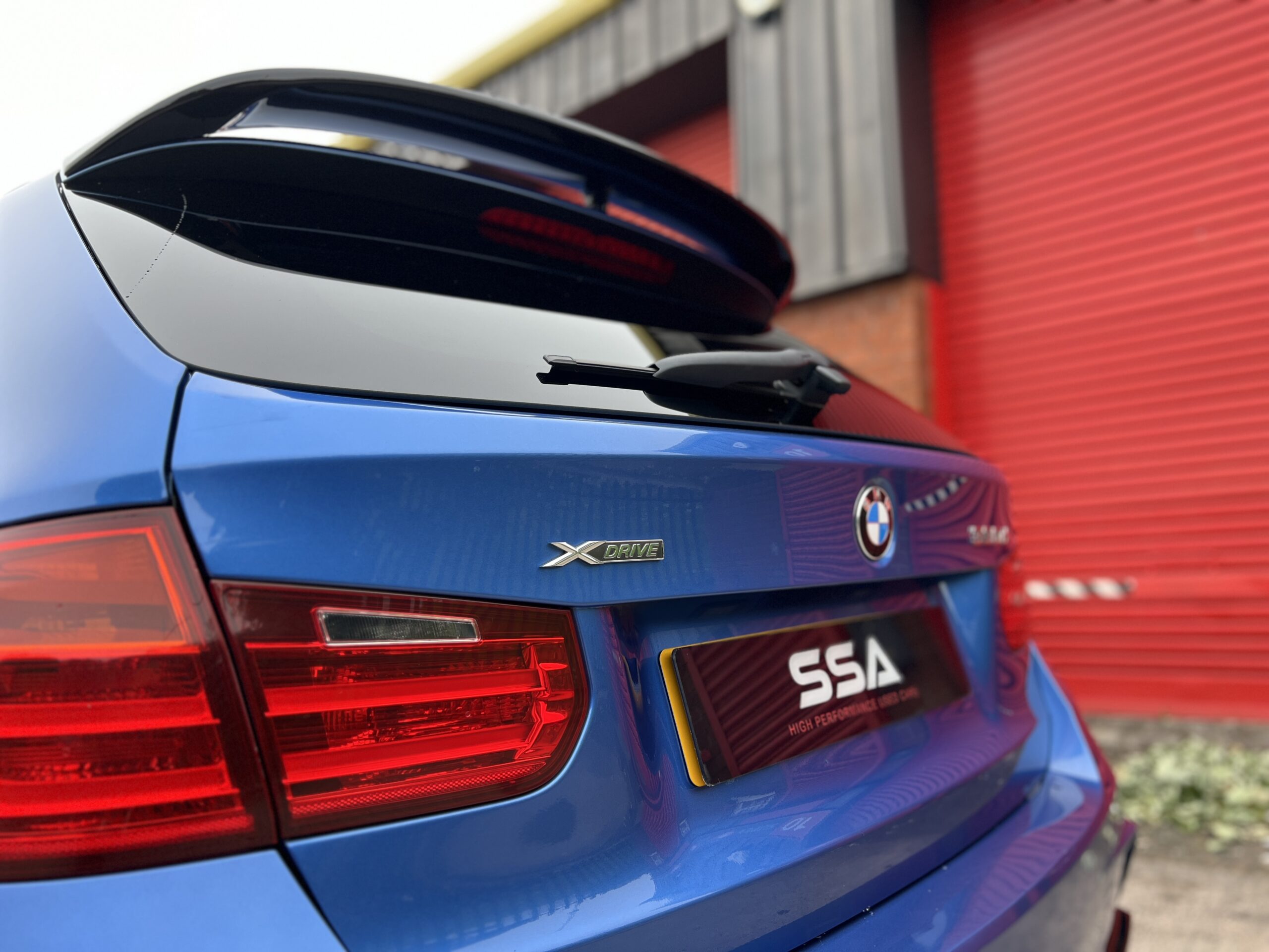 2015 BMW 330d M Sport Touring xDrive *PANO+HK+HTD STEERING+ADAPTVE XENONS*