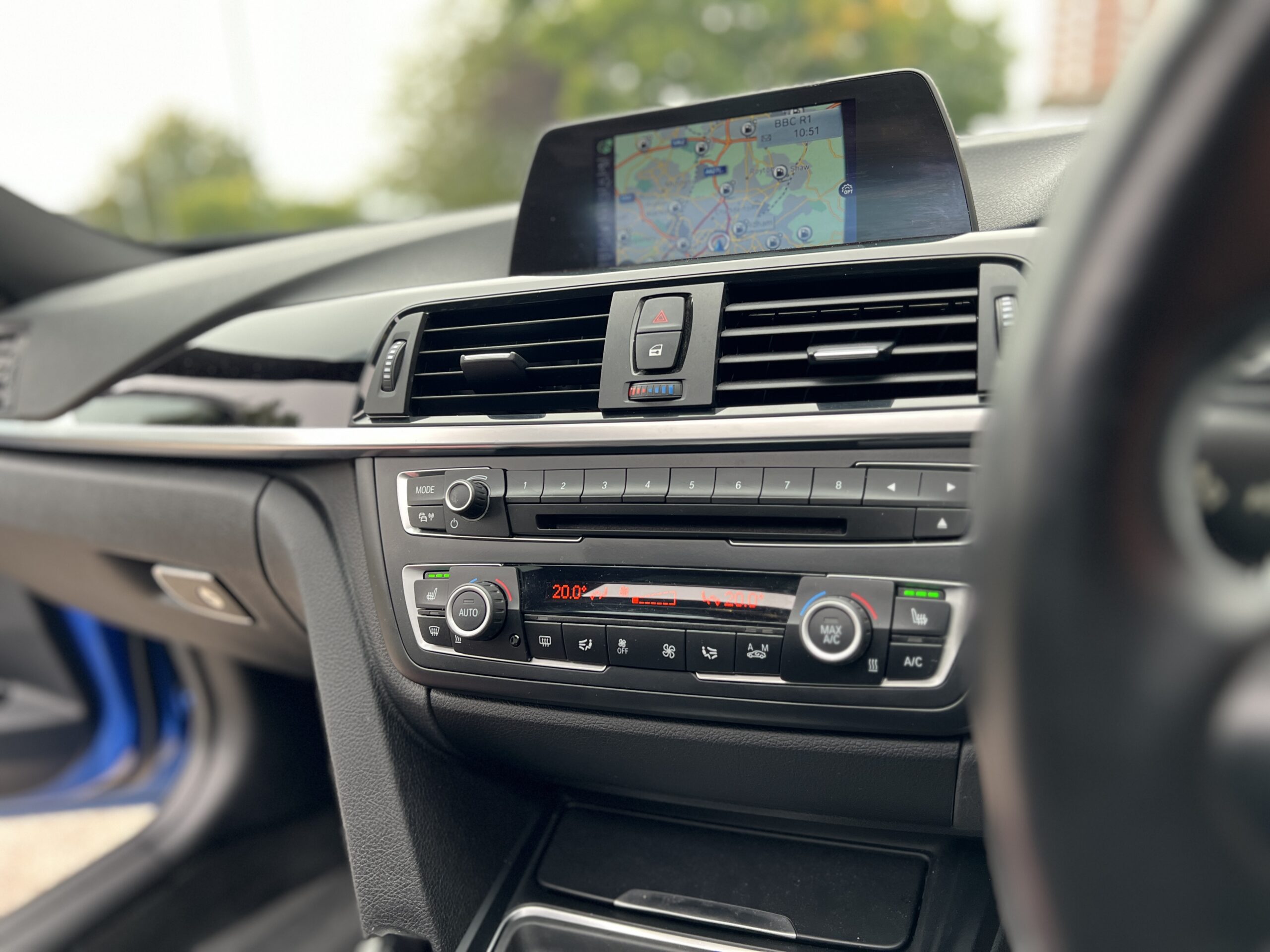 2015 BMW 330d M Sport Touring xDrive *PANO+HK+HTD STEERING+ADAPTVE XENONS*