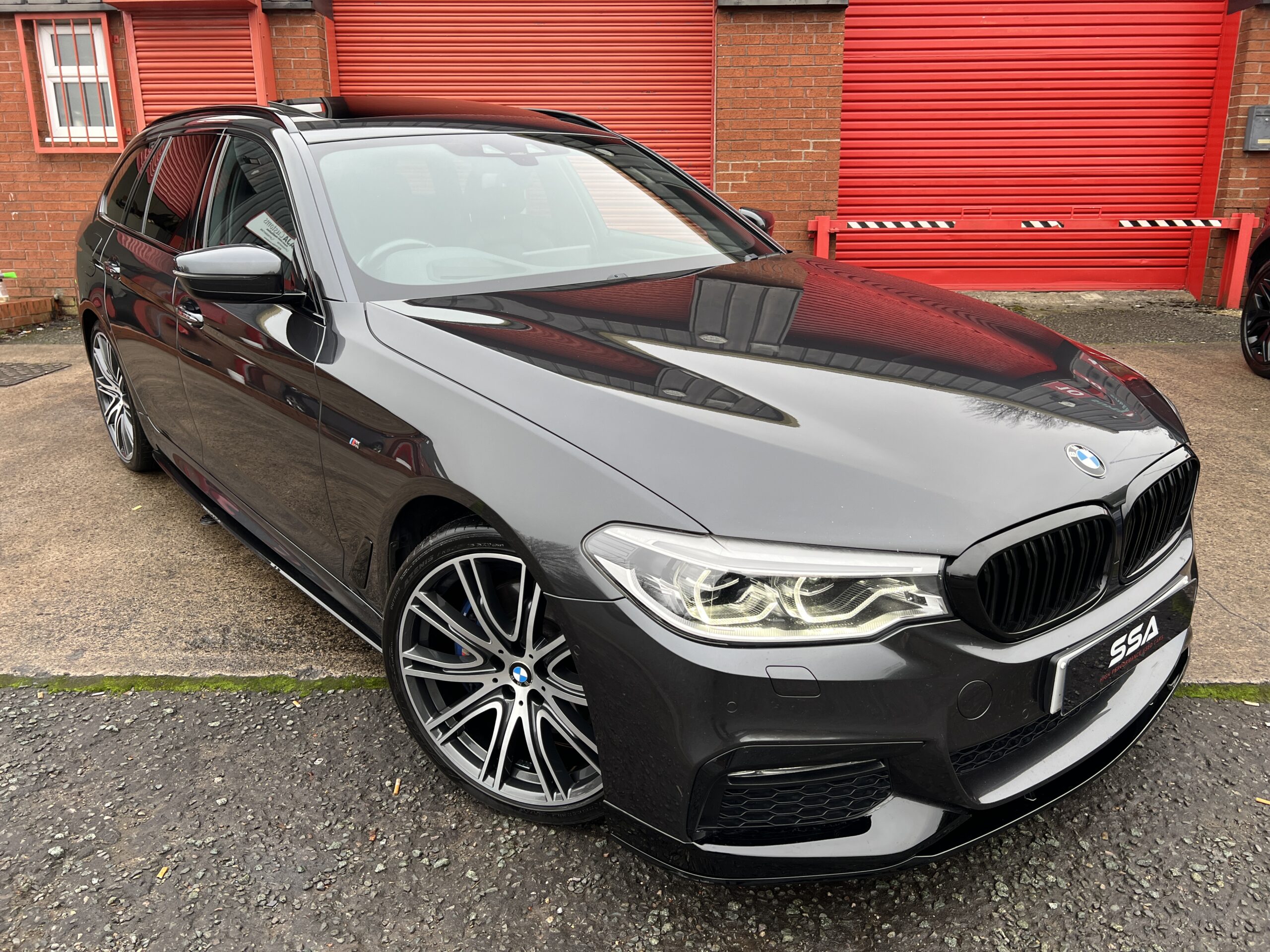 2018 BMW 530d M Sport Touring xDrive *PAN ROOF-HEADS UP-ICON* AUTO