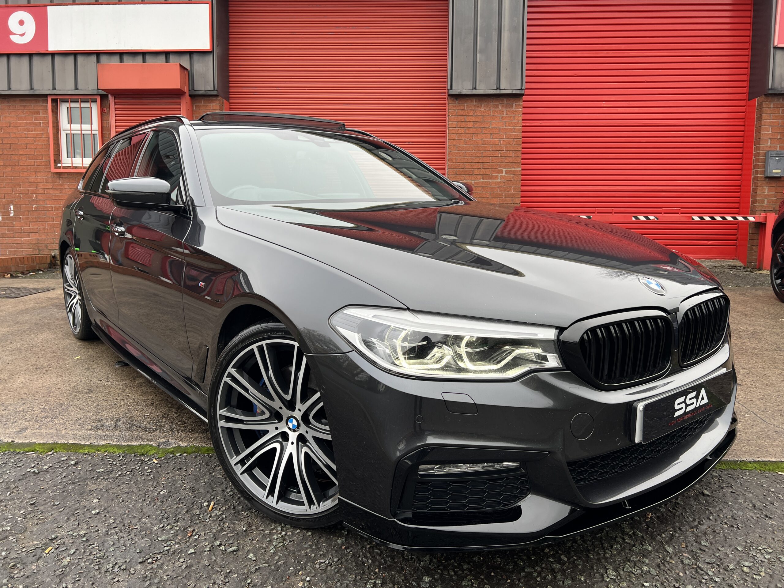 2018 BMW 530d M Sport Touring xDrive *PAN ROOF-HEADS UP-ICON* AUTO