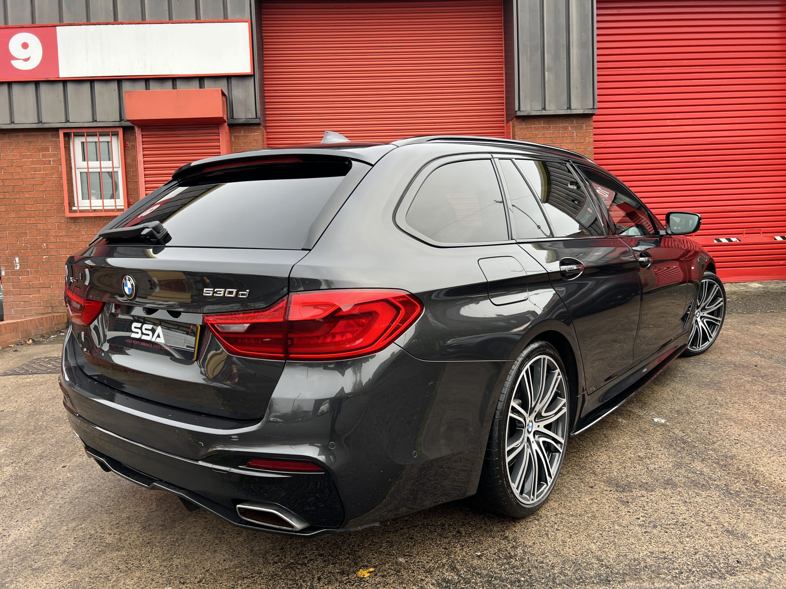 2018 BMW 530d M Sport Touring xDrive *PAN ROOF-HEADS UP-ICON* AUTO