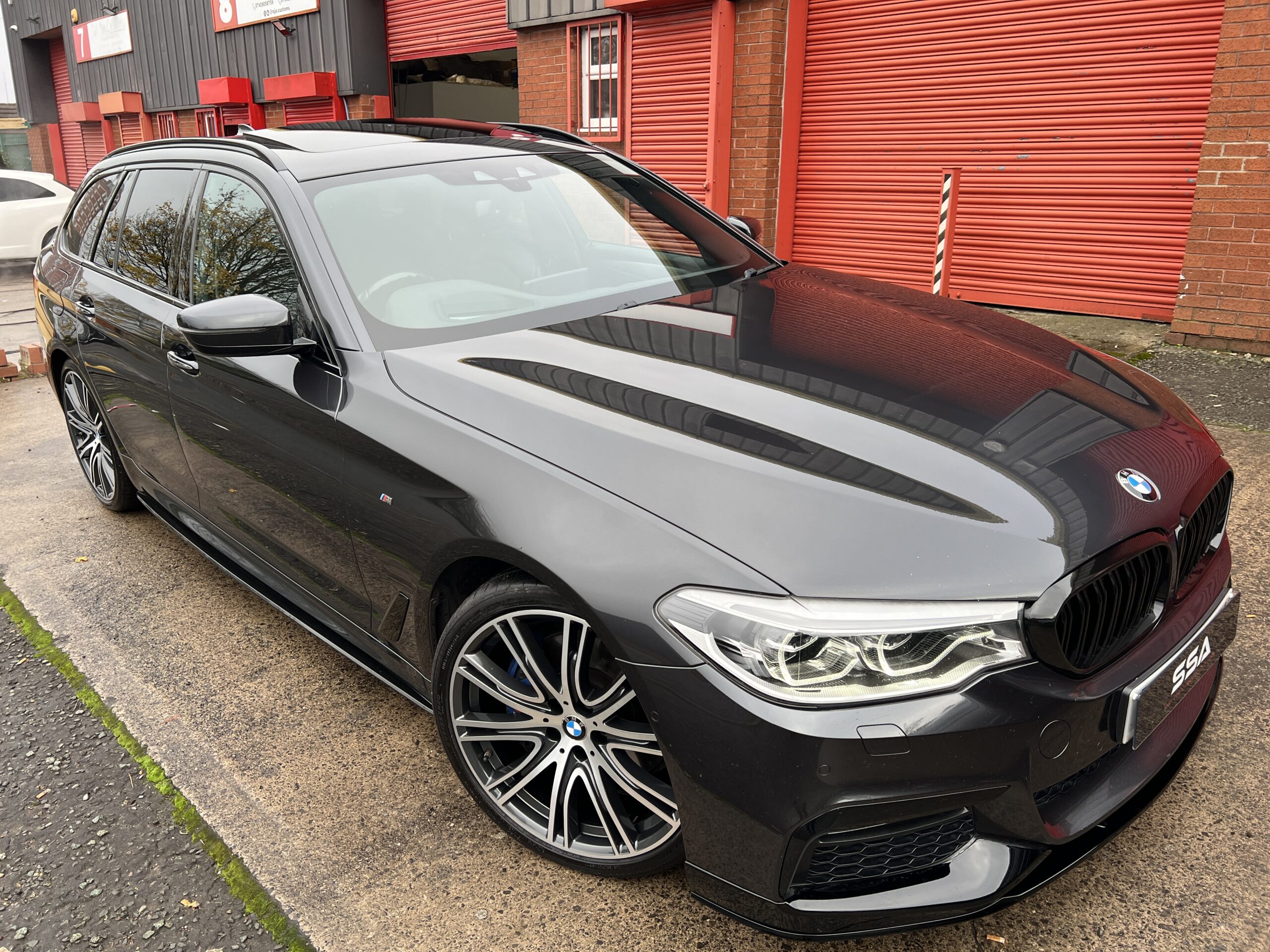 2018 BMW 530d M Sport Touring xDrive *PAN ROOF-HEADS UP-ICON* AUTO