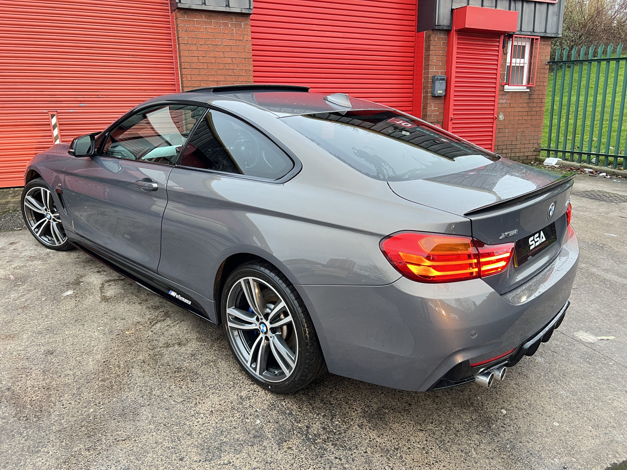 2017 BMW 435d M Sport Coupe xDrive *INDIVIDUAL QUARTZ-SUNROOF-ADAPTIVE CHASSIS*