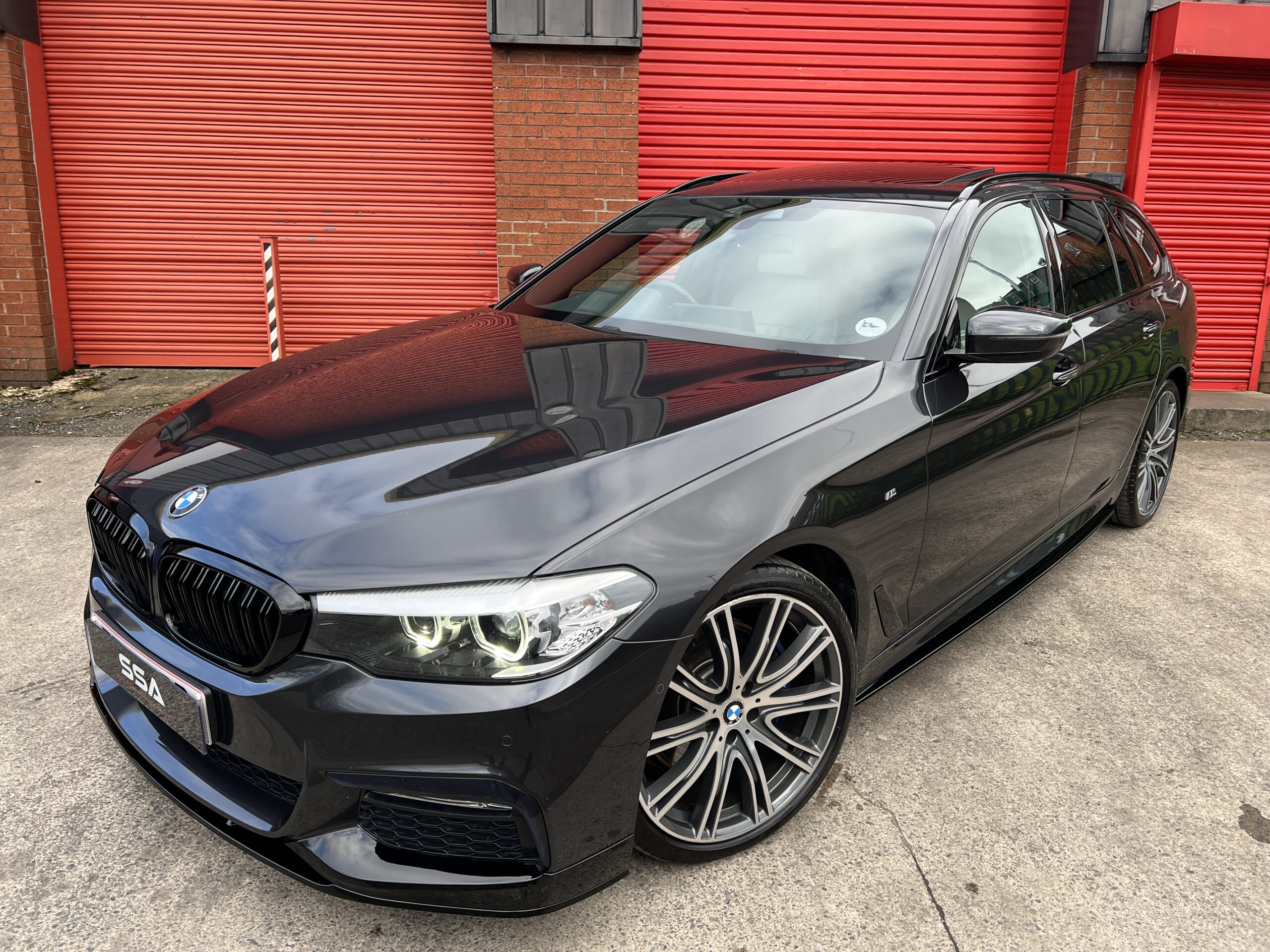 2018 BMW 530d M Sport xDrive Touring *PAN ROOF-COMFORT PACKAGE-REV CAM* Auto