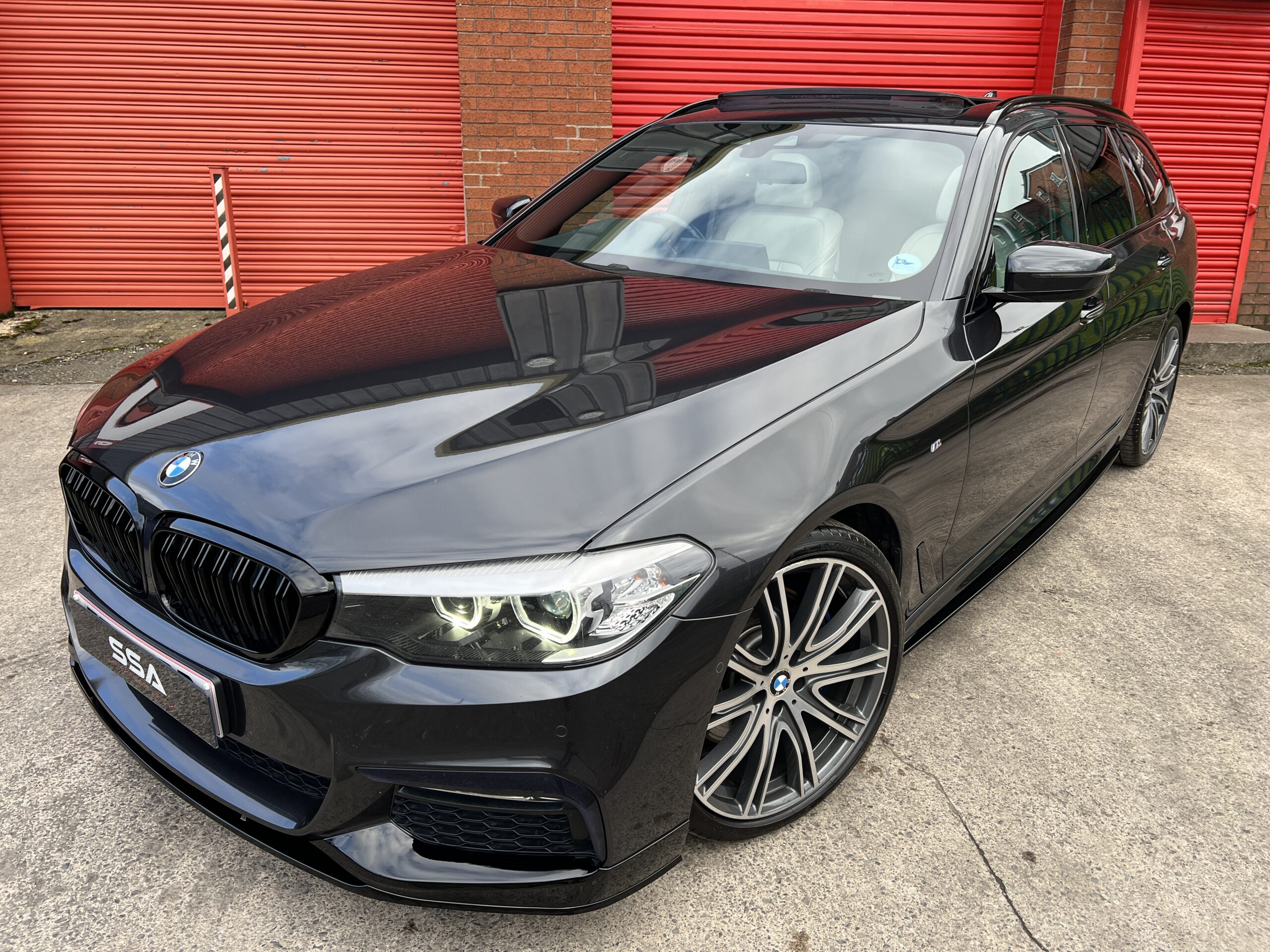 2018 BMW 530d M Sport xDrive Touring *PAN ROOF-COMFORT PACKAGE-REV CAM* Auto