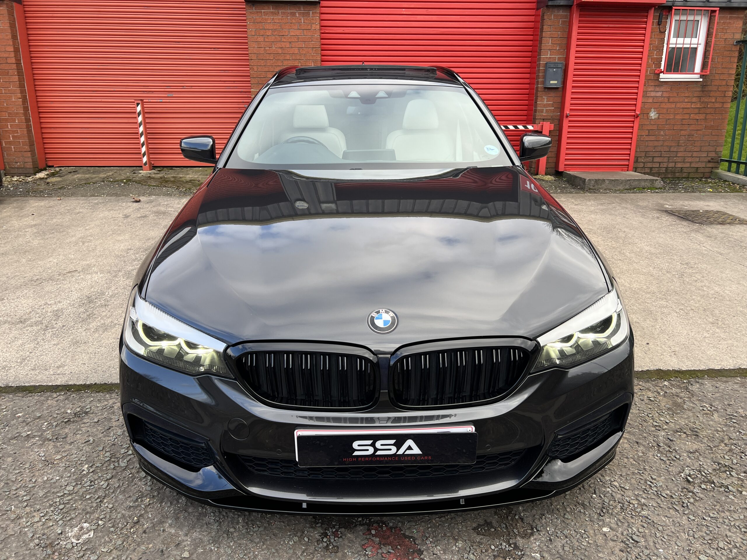 2018 BMW 530d M Sport xDrive Touring *PAN ROOF-COMFORT PACKAGE-REV CAM* Auto