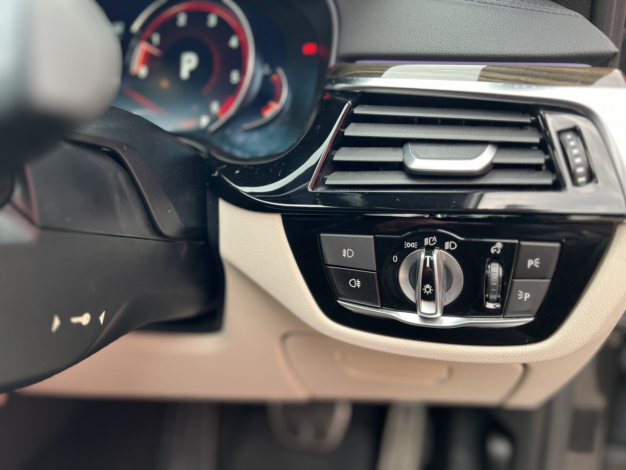 2018 BMW 530d M Sport xDrive Touring *PAN ROOF-COMFORT PACKAGE-REV CAM* Auto