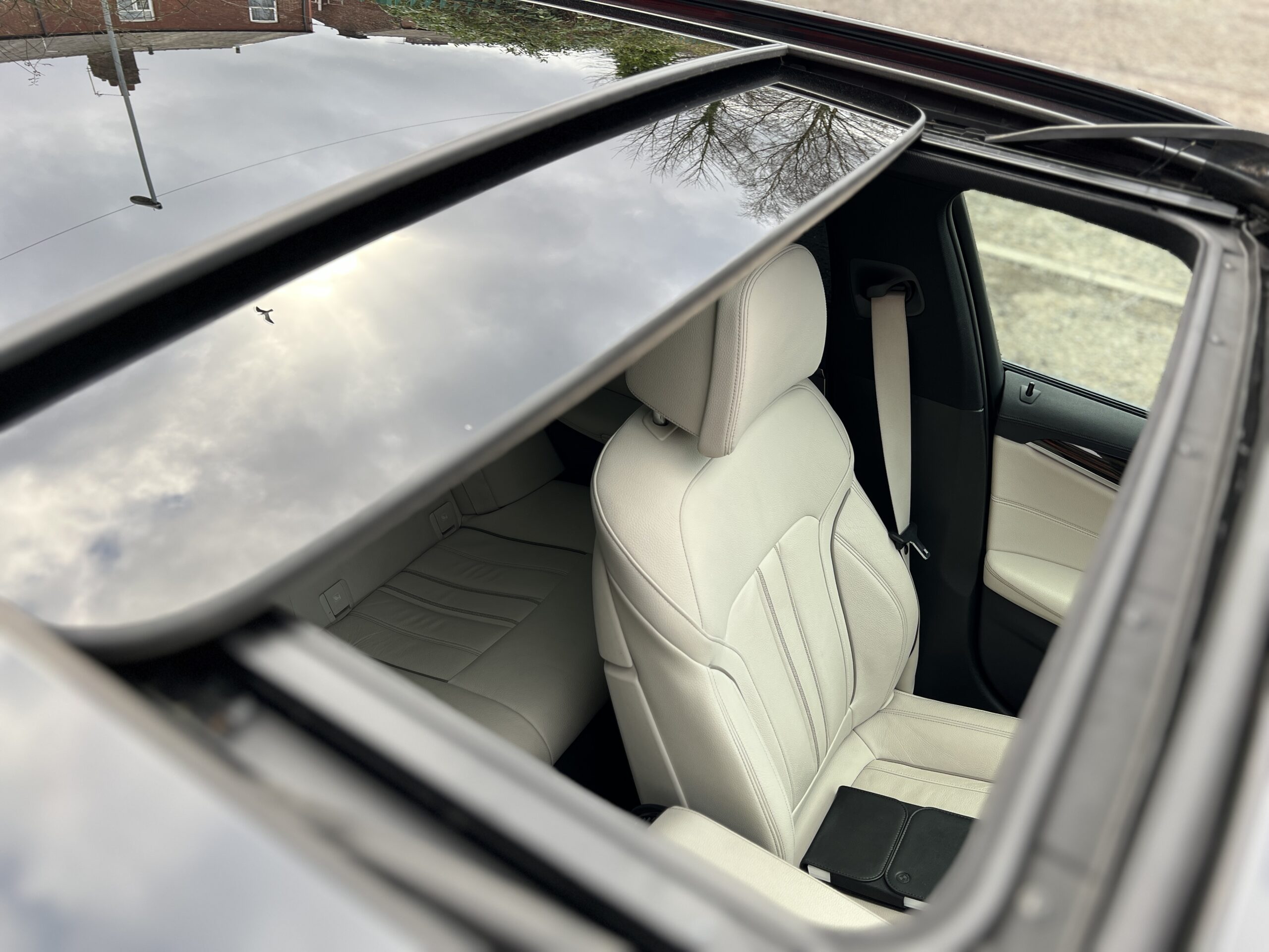 2018 BMW 530d M Sport xDrive Touring *PAN ROOF-COMFORT PACKAGE-REV CAM* Auto