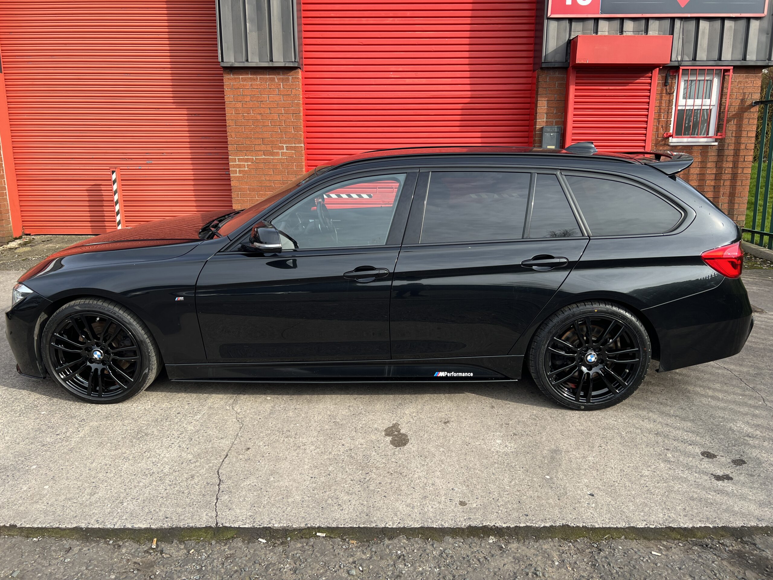 2018 BMW 330d M Sport Touring *HEATED STEERING-PRONAV-HK SOUND-M KIT* Auto