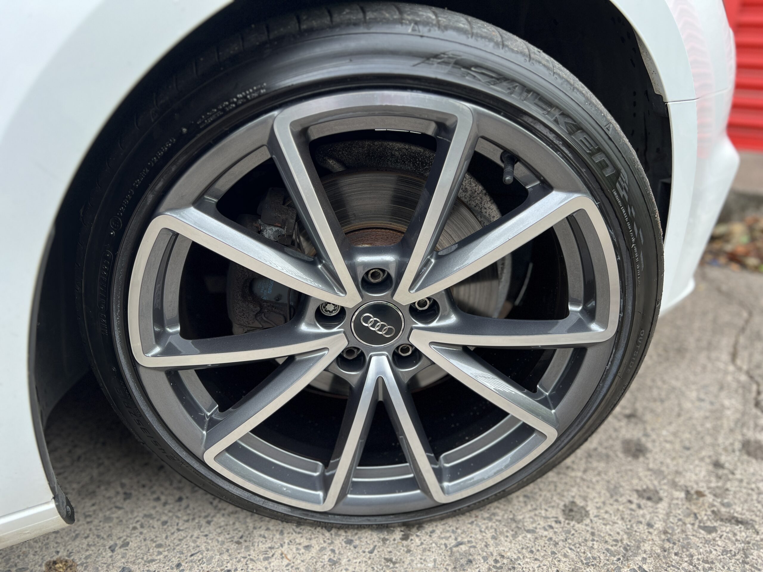 2017 Audi A4 Avant S Line 2.0 TFSI S Tronic *PANROOF-TECH PACK-VIRTUAL-B&O* AUTO