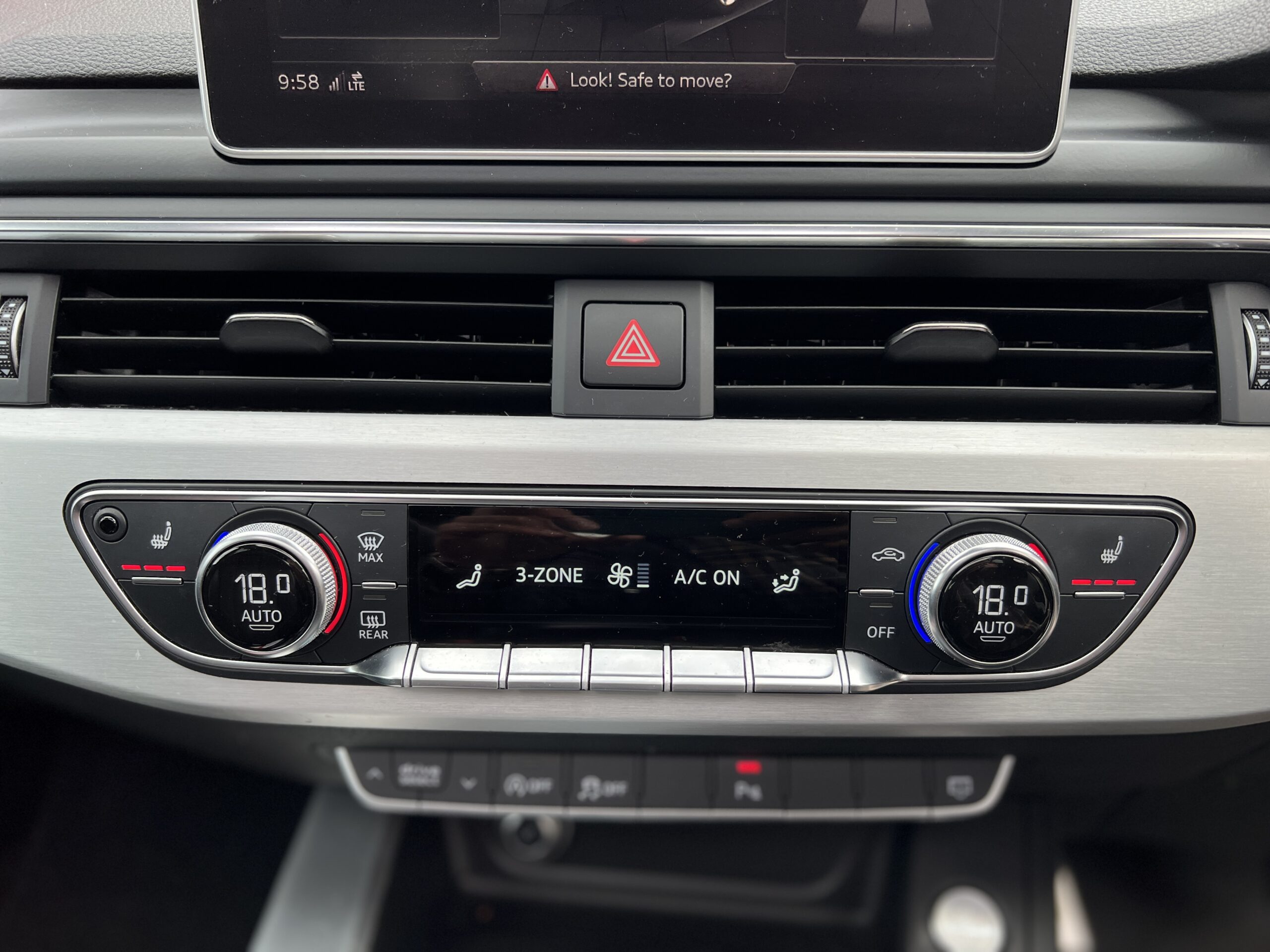 2017 Audi A4 Avant S Line 2.0 TFSI S Tronic *PANROOF-TECH PACK-VIRTUAL-B&O* AUTO