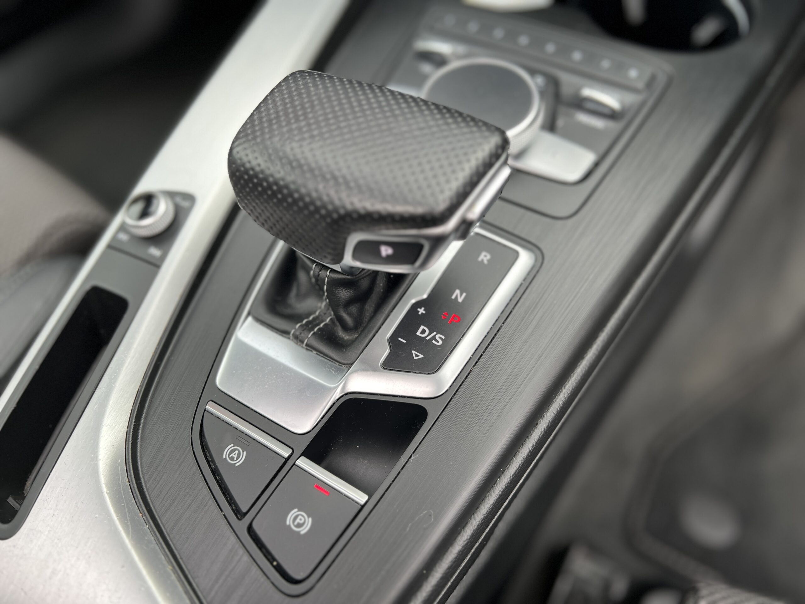 2017 Audi A4 Avant S Line 2.0 TFSI S Tronic *PANROOF-TECH PACK-VIRTUAL-B&O* AUTO