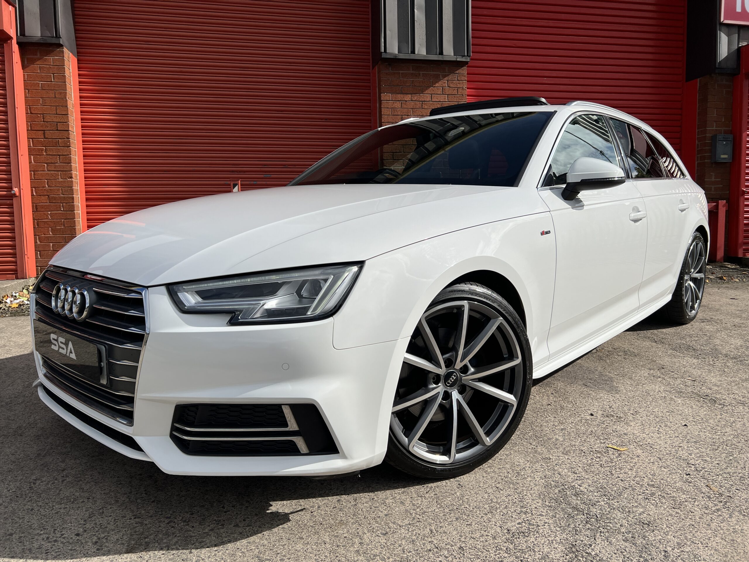 2017 Audi A4 Avant S Line 2.0 TFSI S Tronic *PANROOF-TECH PACK-VIRTUAL-B&O* AUTO