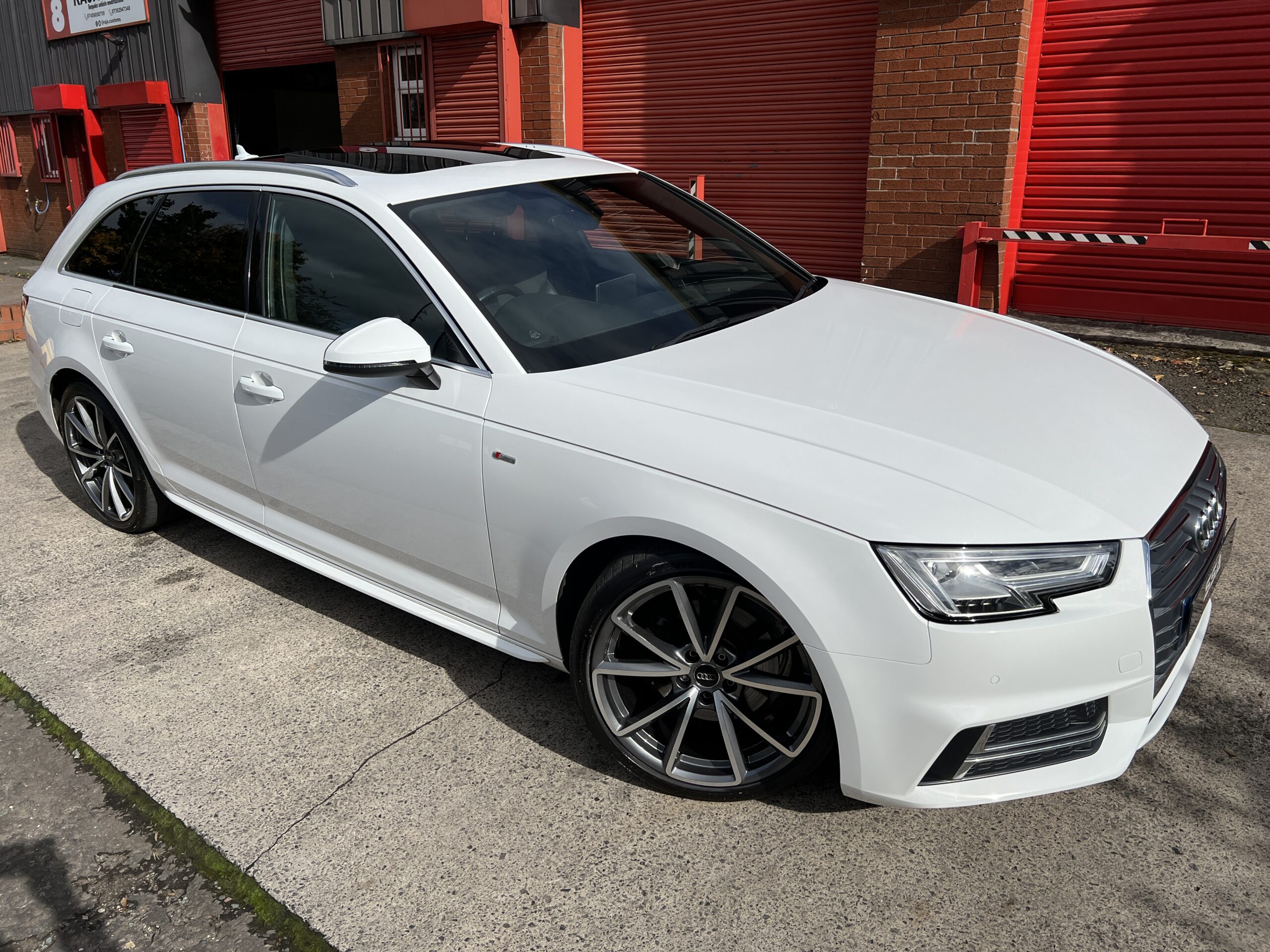 2017 Audi A4 Avant S Line 2.0 TFSI S Tronic *PANROOF-TECH PACK-VIRTUAL-B&O* AUTO