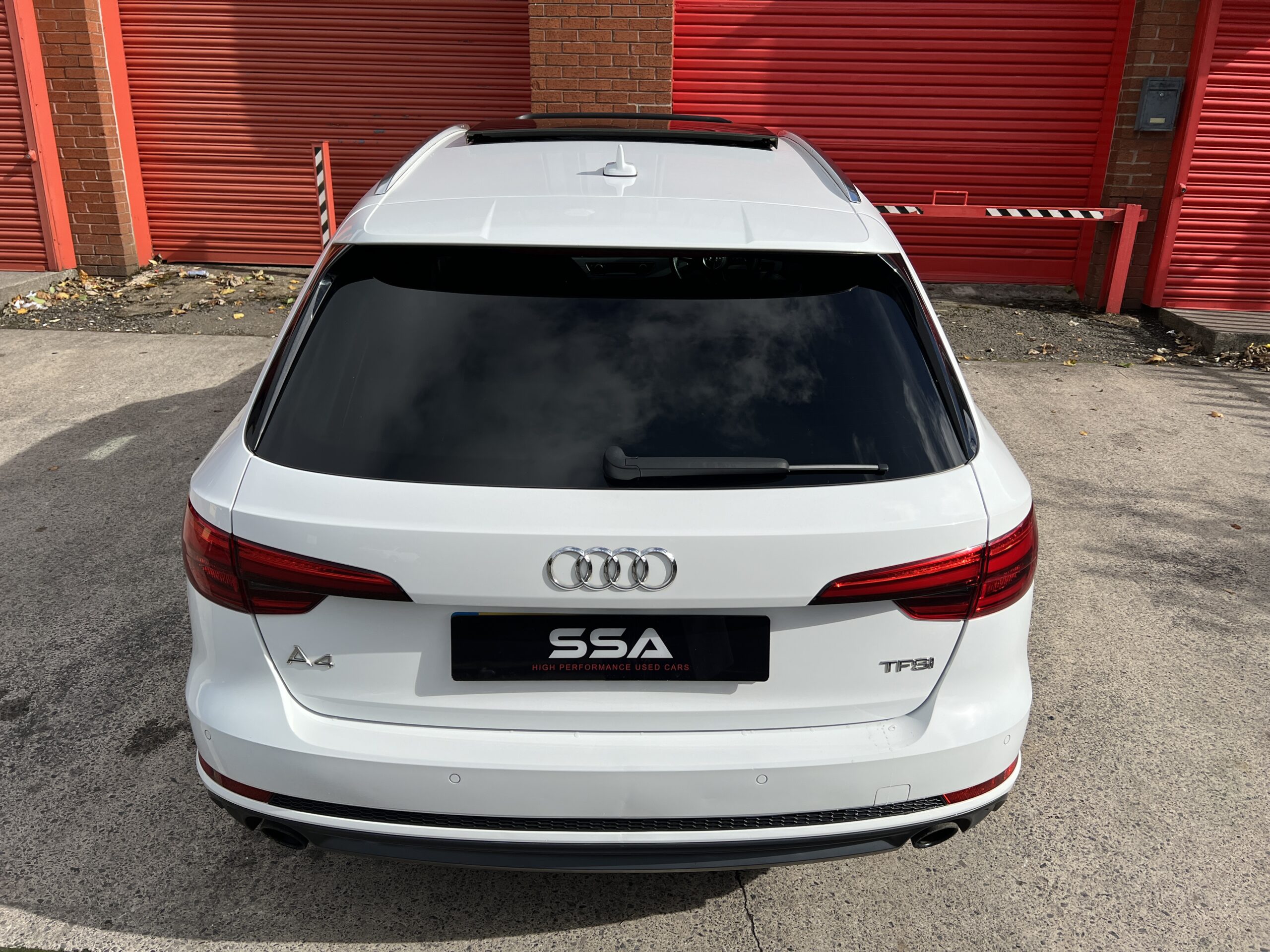 2017 Audi A4 Avant S Line 2.0 TFSI S Tronic *PANROOF-TECH PACK-VIRTUAL-B&O* AUTO