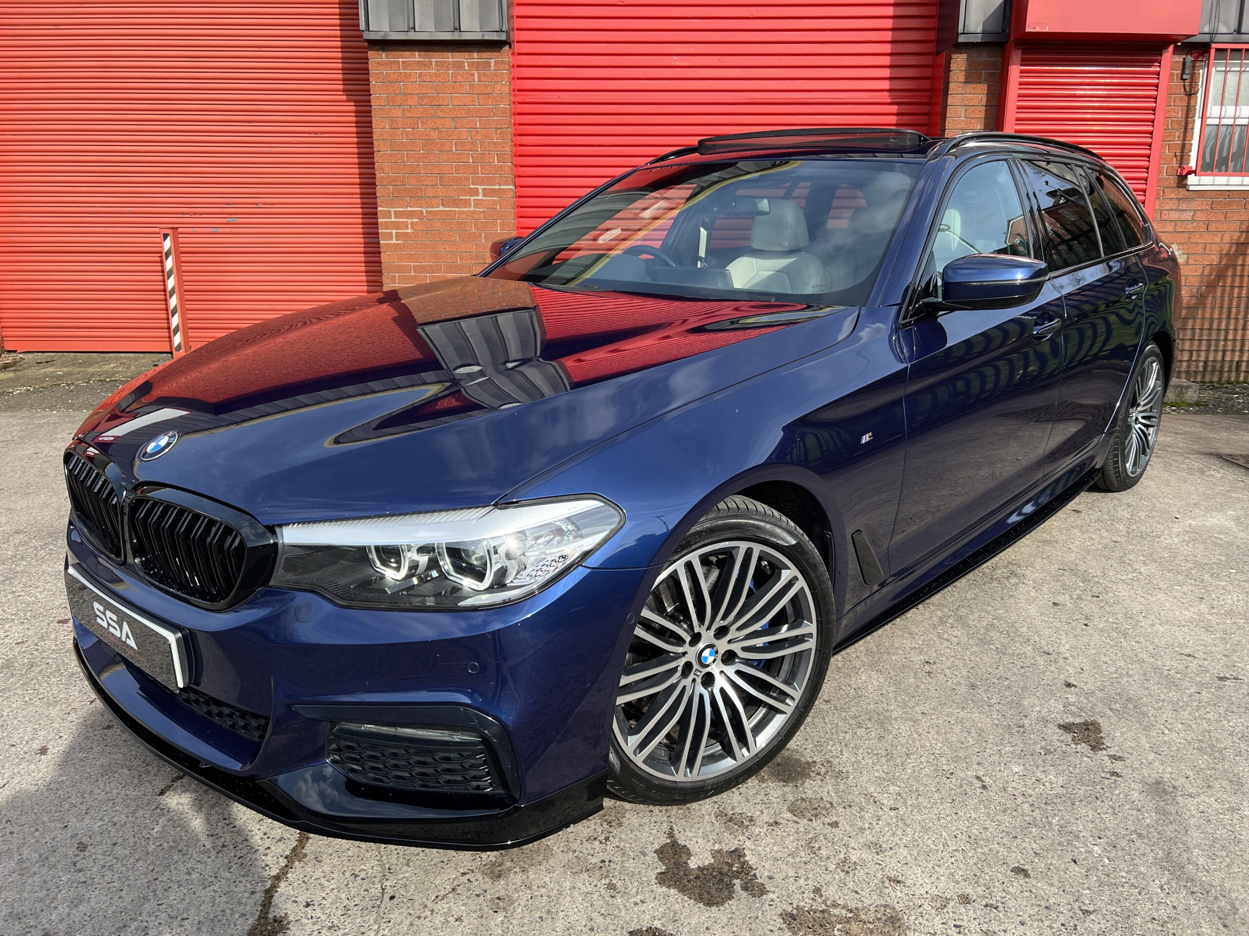 2017 BMW 530d M Sport xDrive Touring *PANROOF-HEATED STEERING-ELECTRIC TOWBAR* Auto