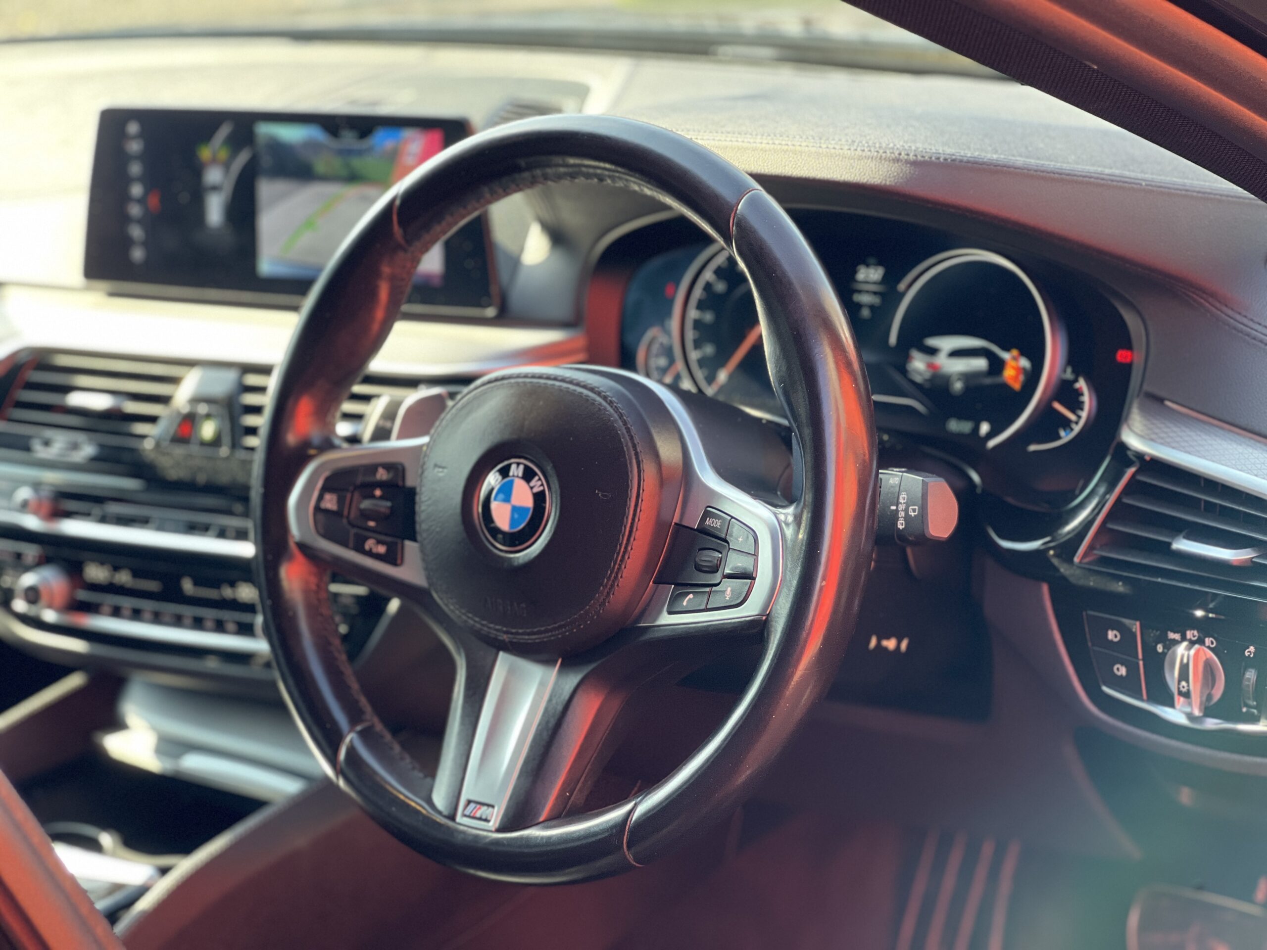 2018 BMW 530d M Sport xDrive Touring *HK-REV CAM-CARPLAY-WIRELESS CHARGING* Auto