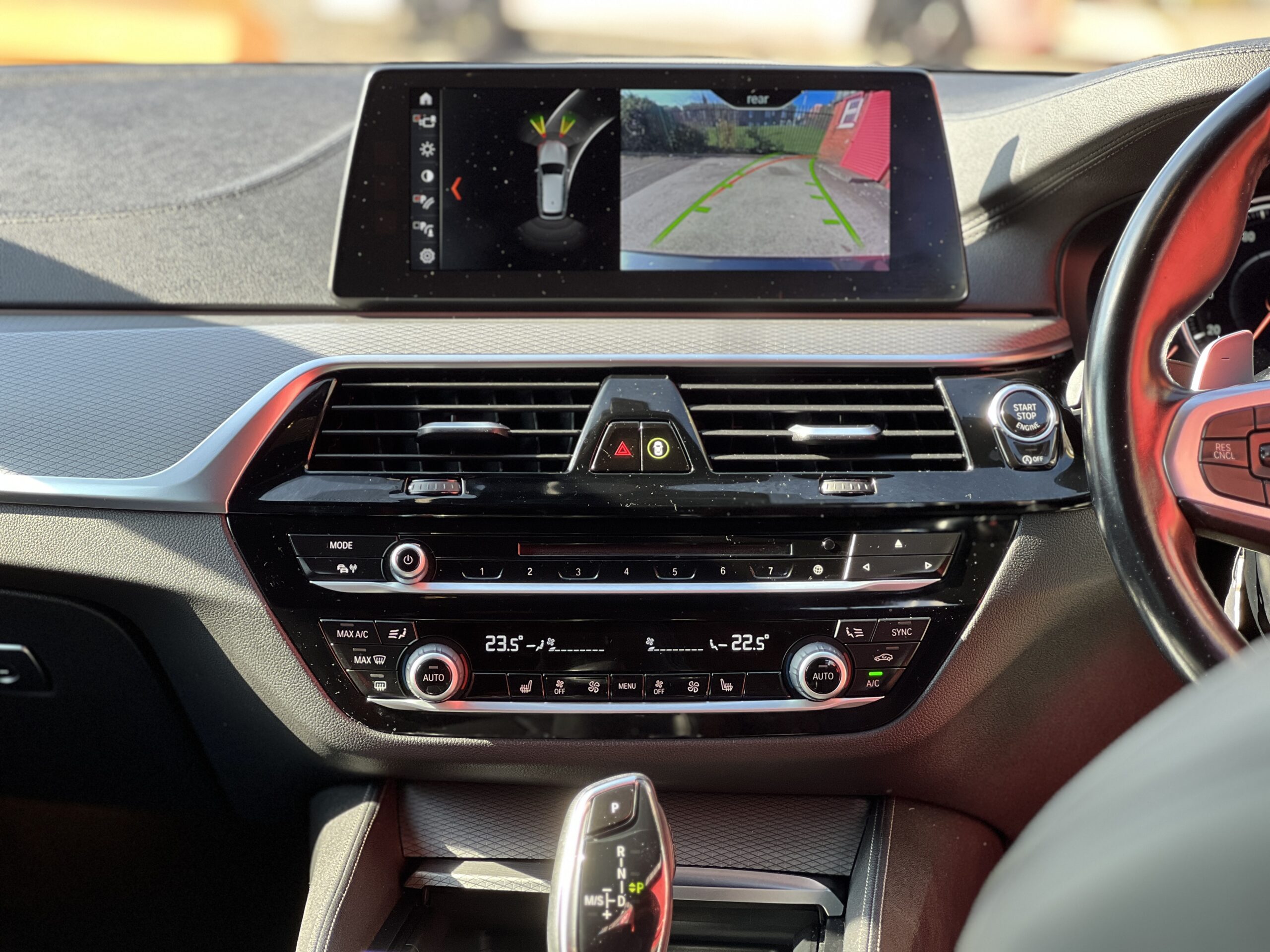 2018 BMW 530d M Sport xDrive Touring *HK-REV CAM-CARPLAY-WIRELESS CHARGING* Auto