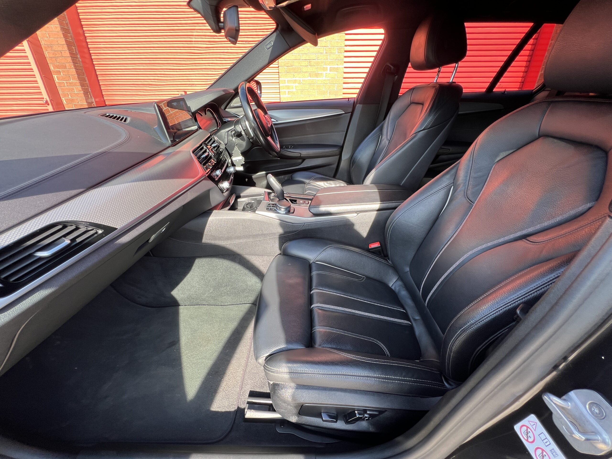 2018 BMW 530d M Sport xDrive Touring *HK-REV CAM-CARPLAY-WIRELESS CHARGING* Auto