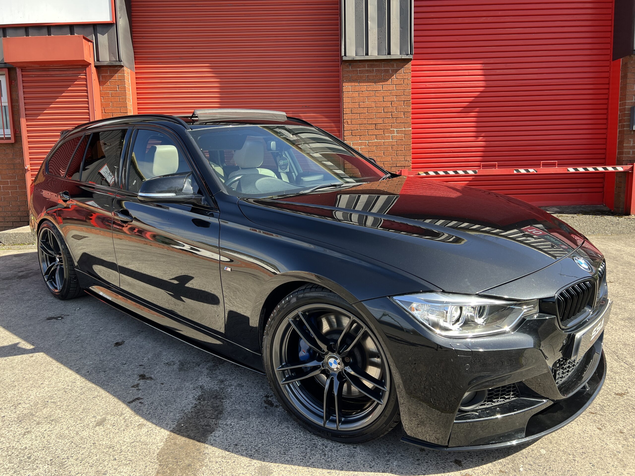 2015 BMW 335d M Sport xDrive Touring *PANROOF-HK-HEATED STEERING-M KIT* Auto