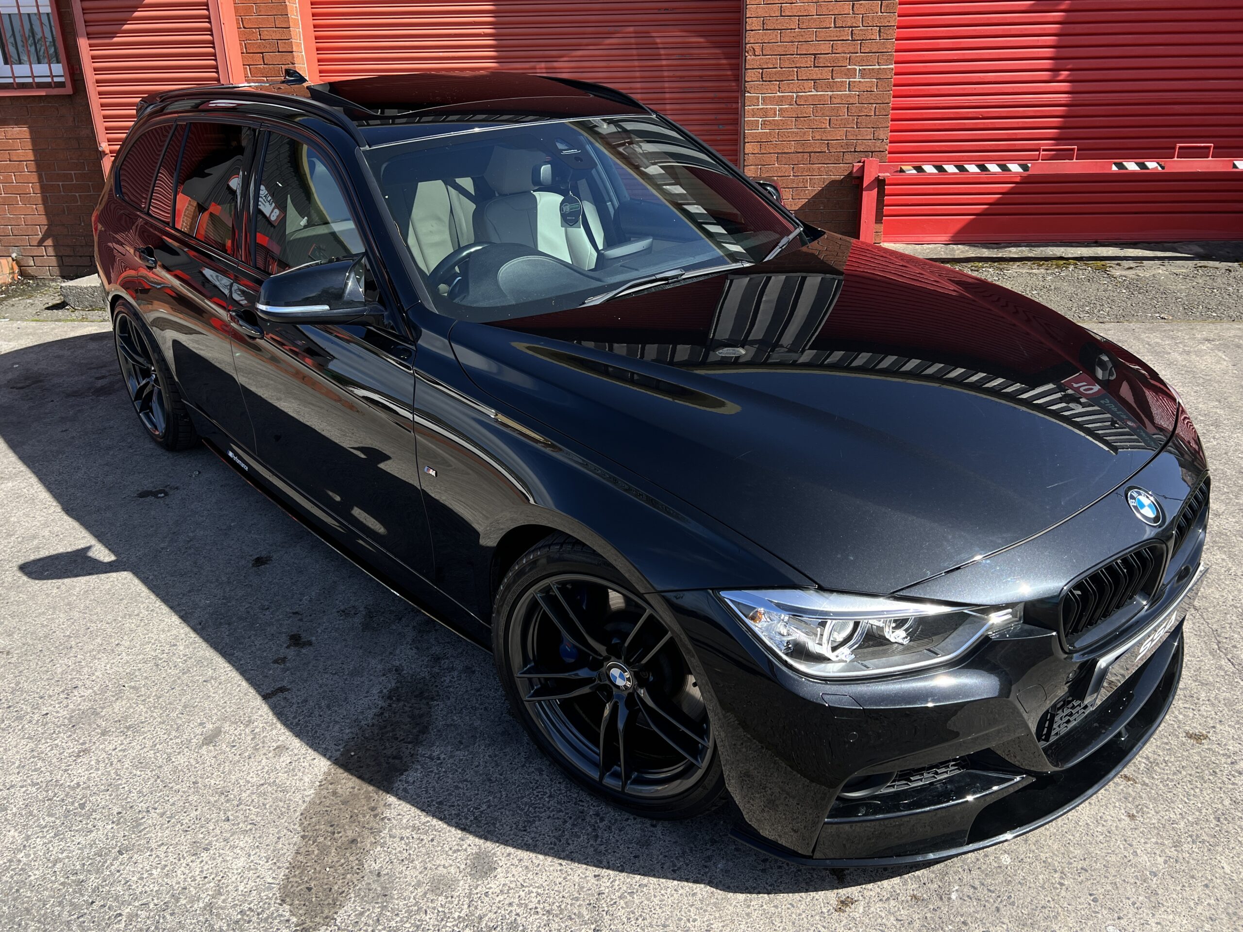 2015 BMW 335d M Sport xDrive Touring *PANROOF-HK-HEATED STEERING-M KIT* Auto