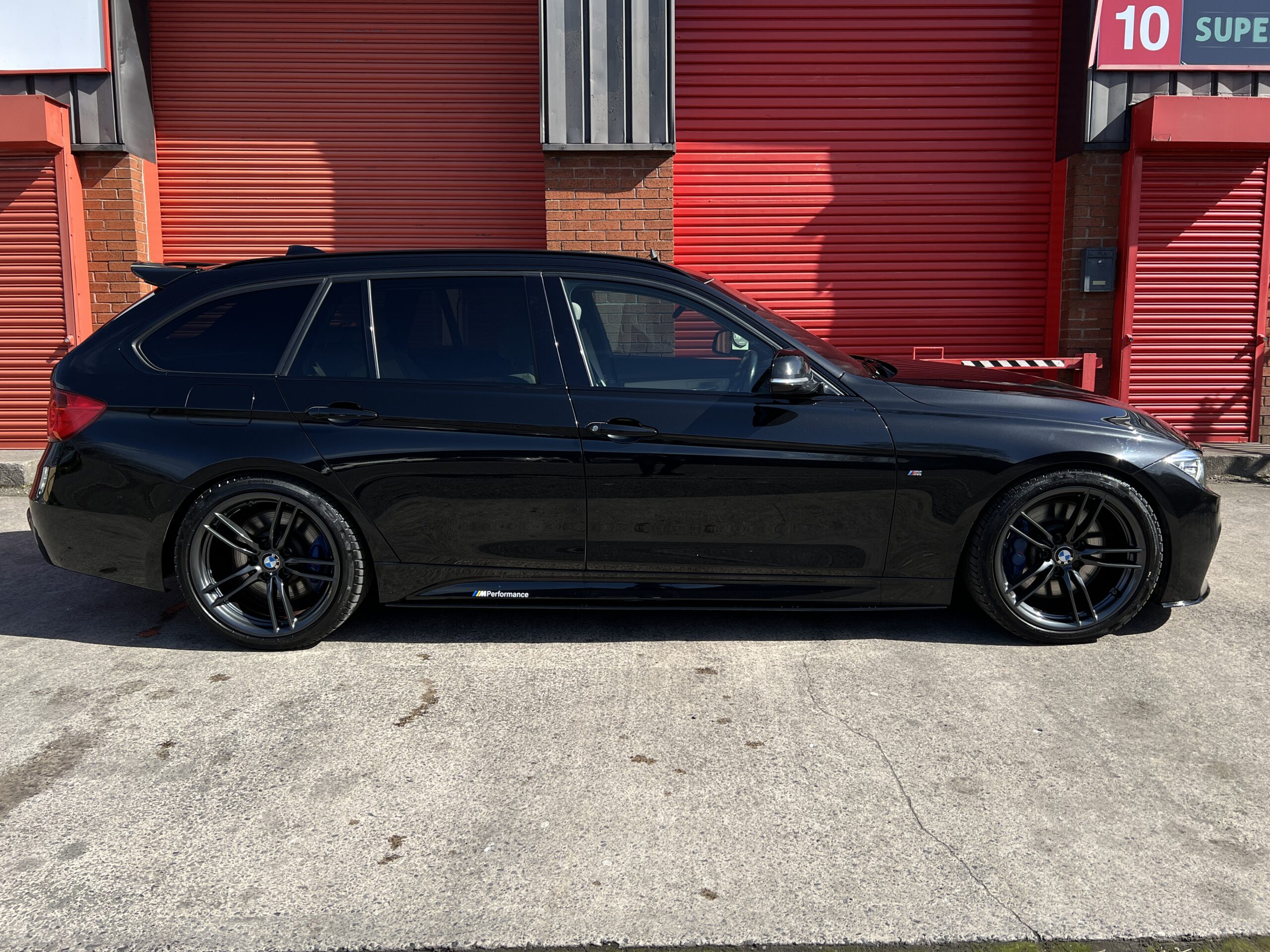 2015 BMW 335d M Sport xDrive Touring *PANROOF-HK-HEATED STEERING-M KIT* Auto