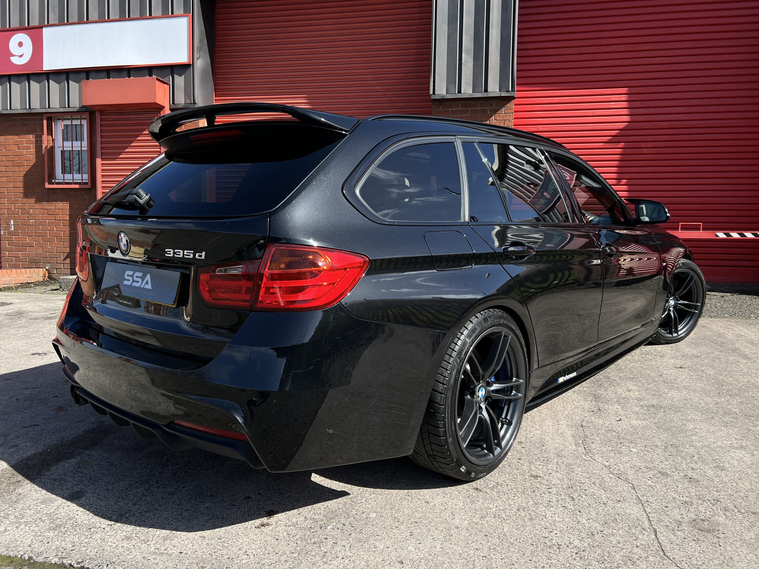 2015 BMW 335d M Sport xDrive Touring *PANROOF-HK-HEATED STEERING-M KIT* Auto