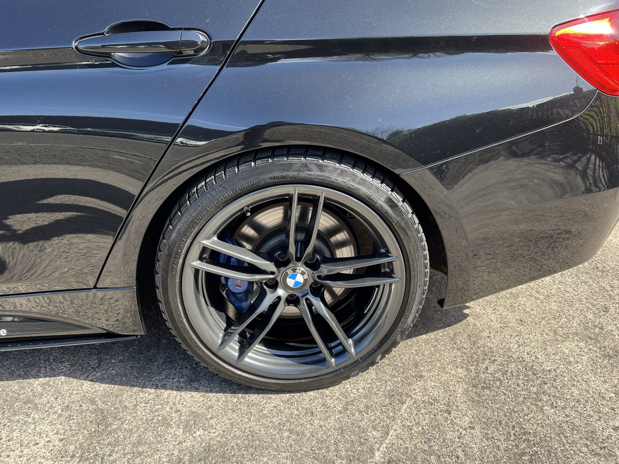 2015 BMW 335d M Sport xDrive Touring *PANROOF-HK-HEATED STEERING-M KIT* Auto