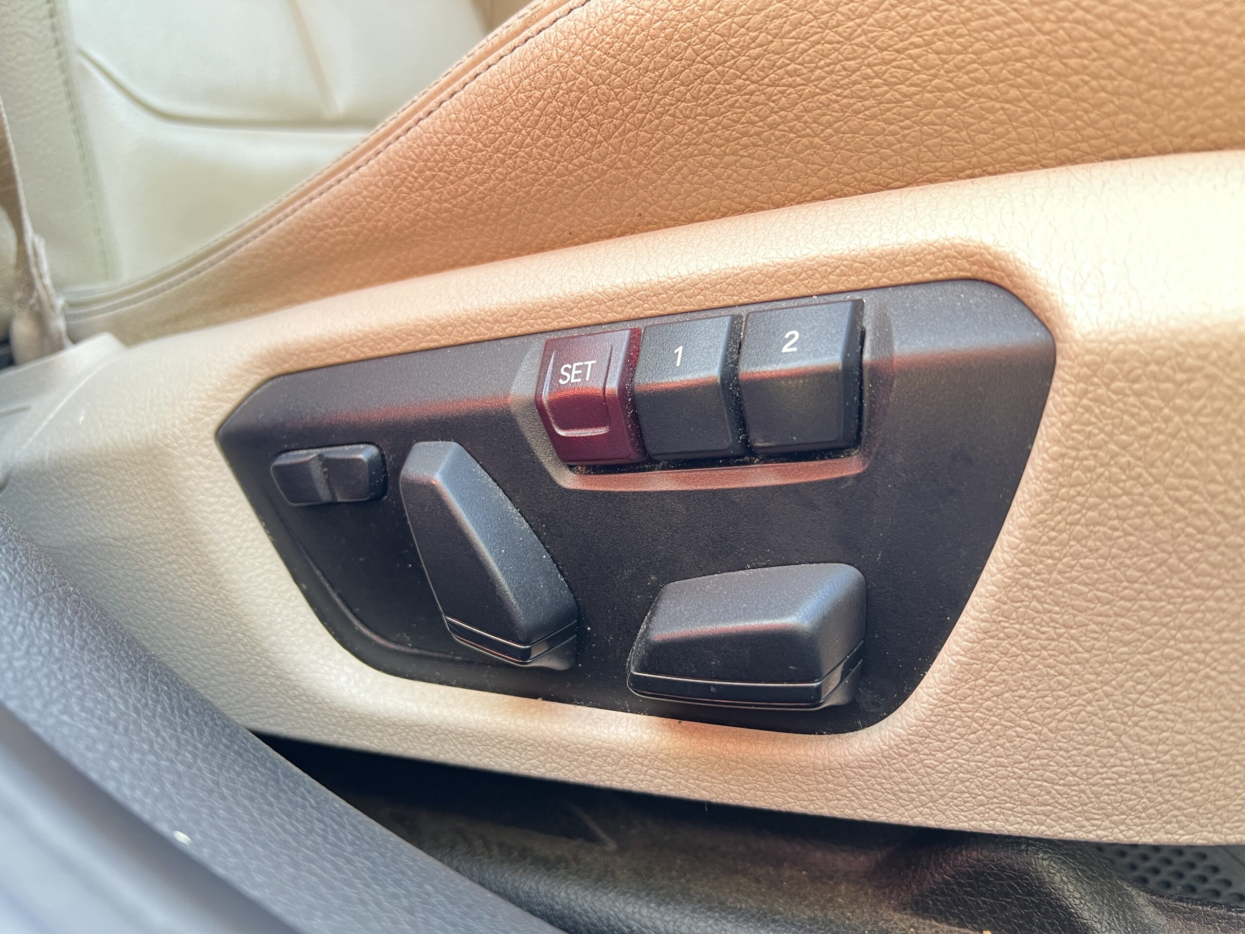 2015 BMW 335d M Sport xDrive Touring *PANROOF-HK-HEATED STEERING-M KIT* Auto