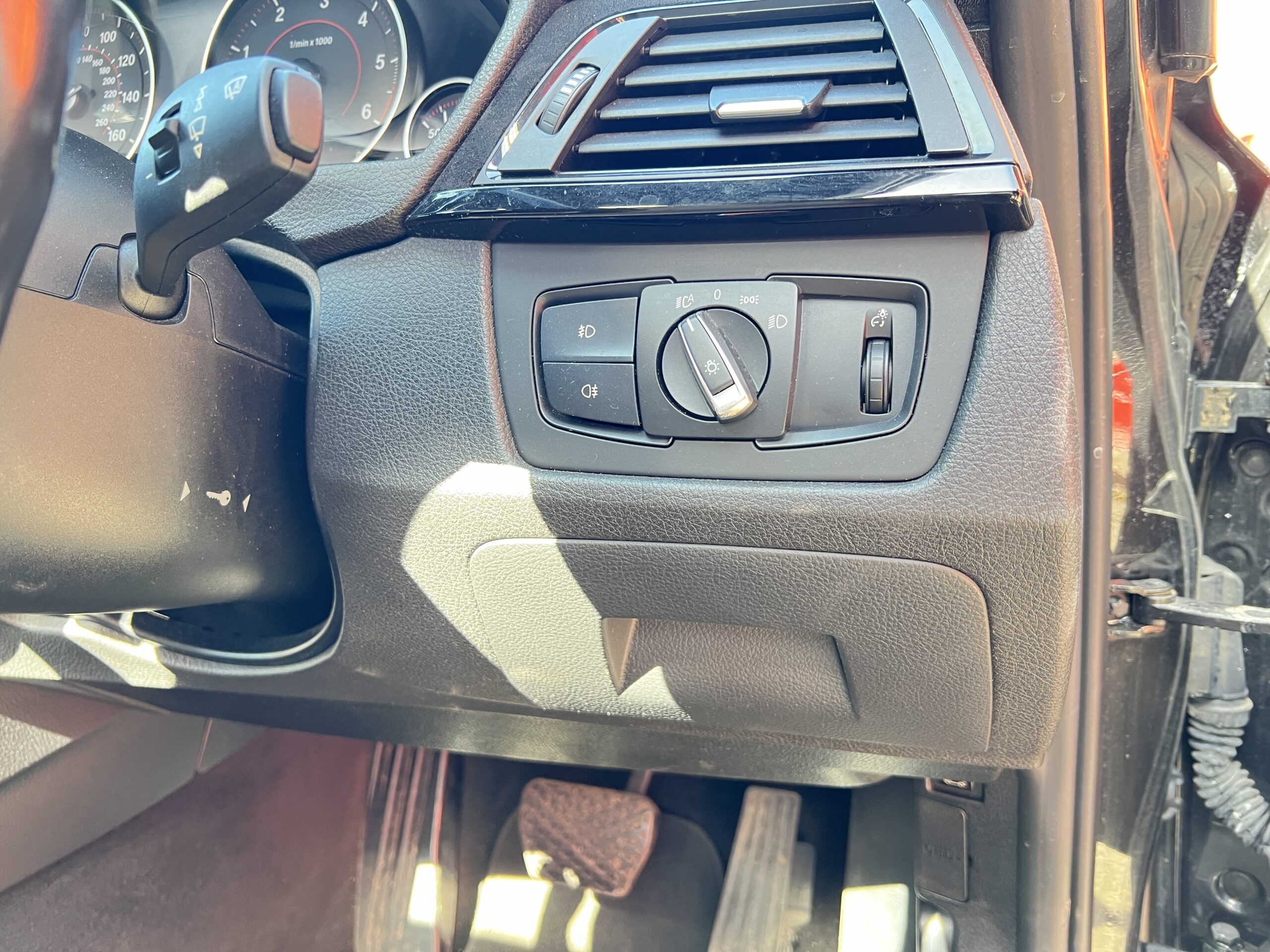 2015 BMW 335d M Sport xDrive Touring *PANROOF-HK-HEATED STEERING-M KIT* Auto