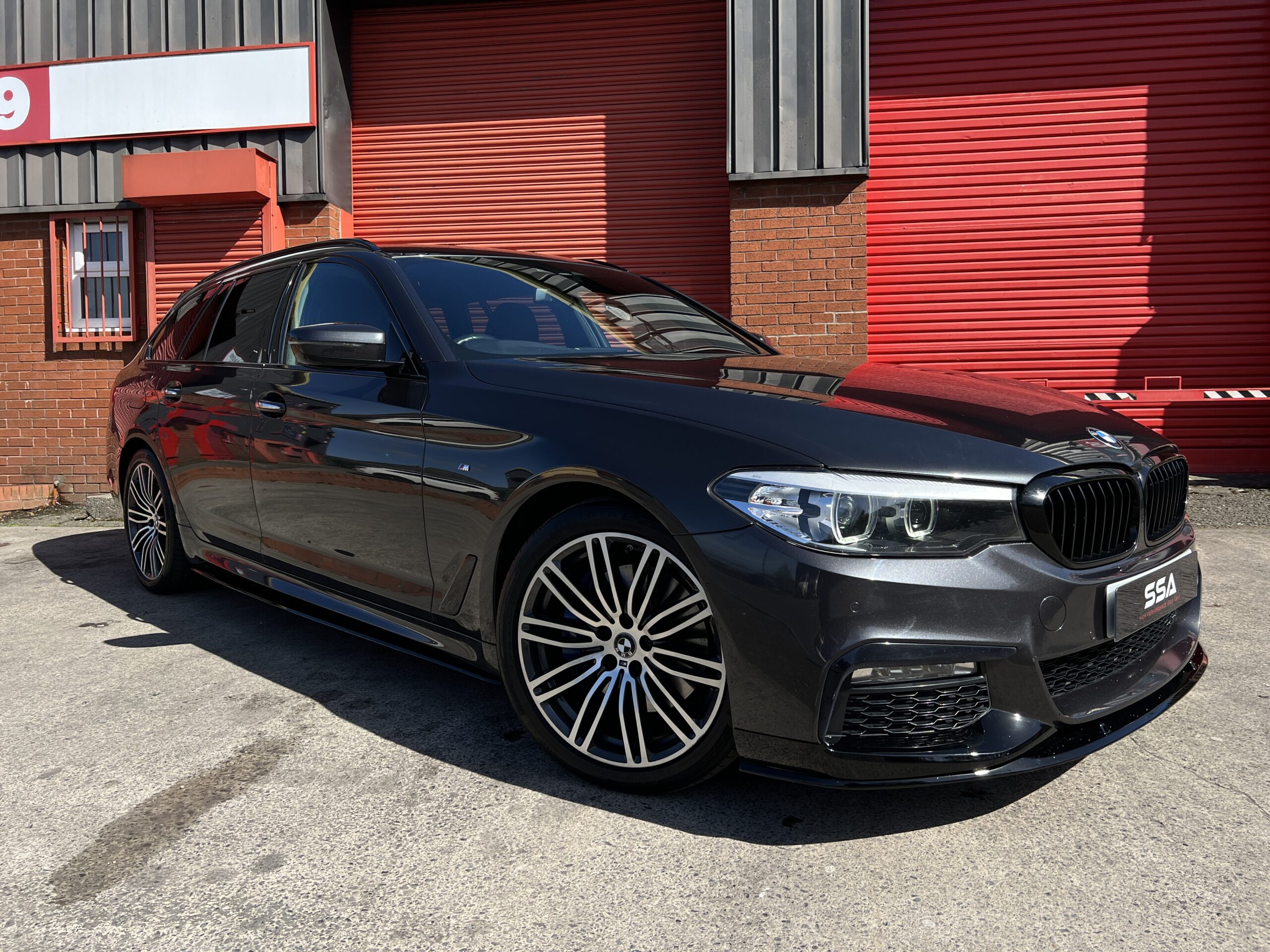 2018 BMW 530d M Sport xDrive Touring *HK-REV CAM-CARPLAY-WIRELESS CHARGING* Auto