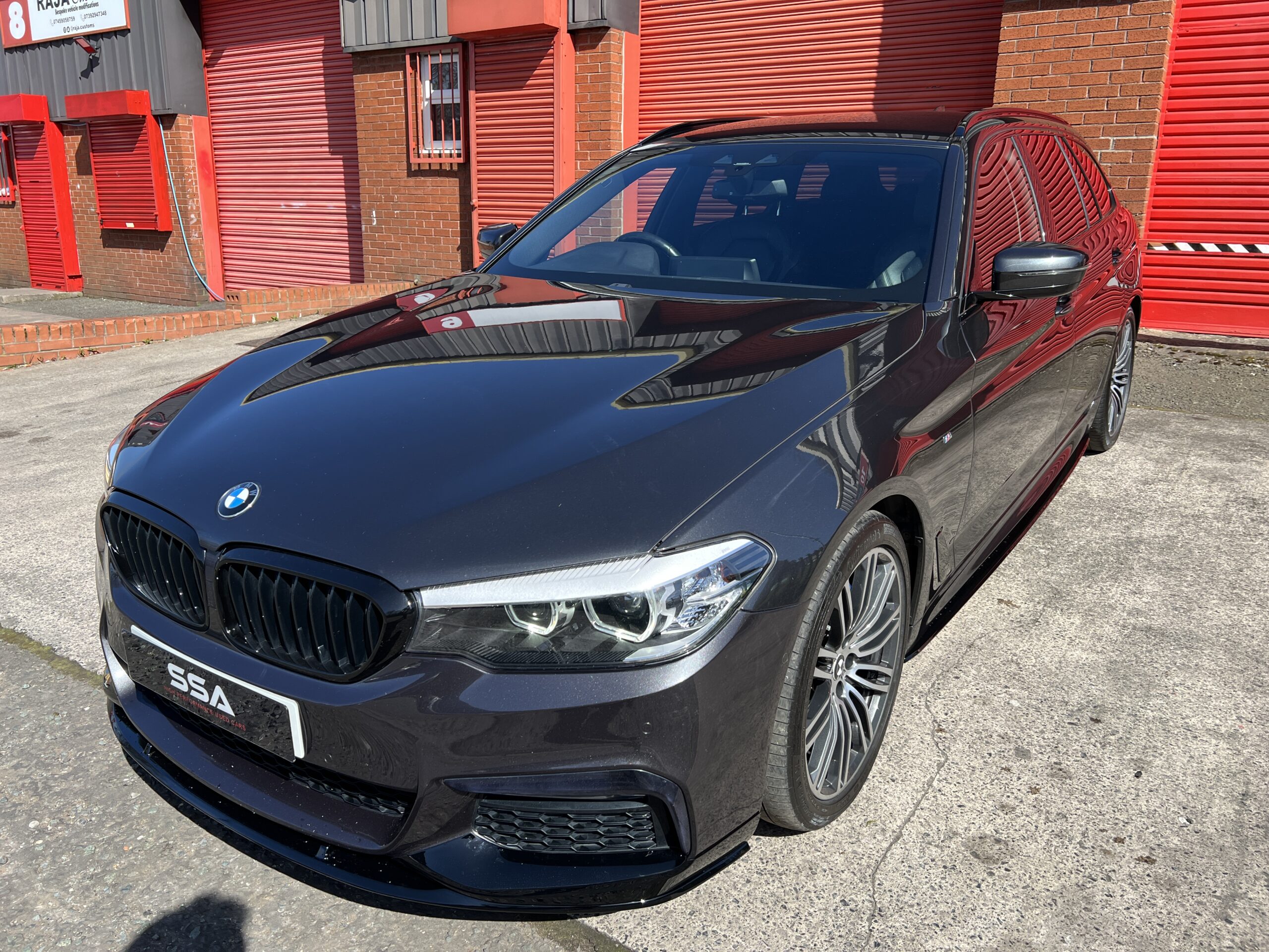 2018 BMW 530d M Sport xDrive Touring *HK-REV CAM-CARPLAY-WIRELESS CHARGING* Auto