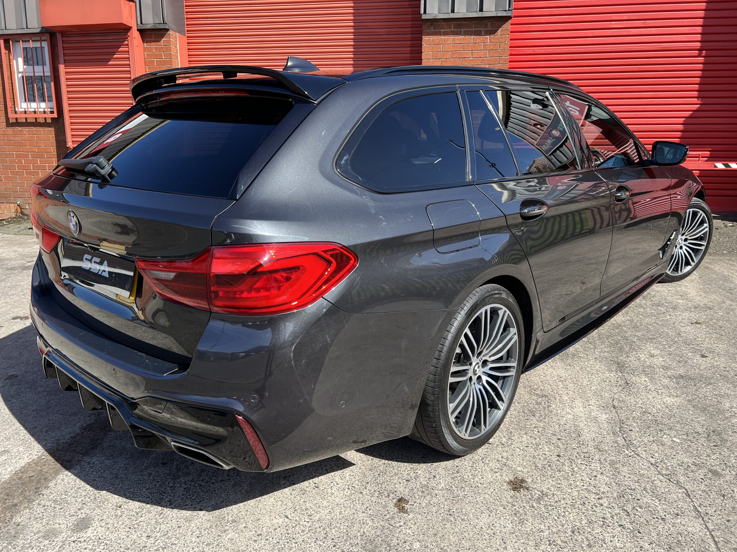 2018 BMW 530d M Sport xDrive Touring *HK-REV CAM-CARPLAY-WIRELESS CHARGING* Auto