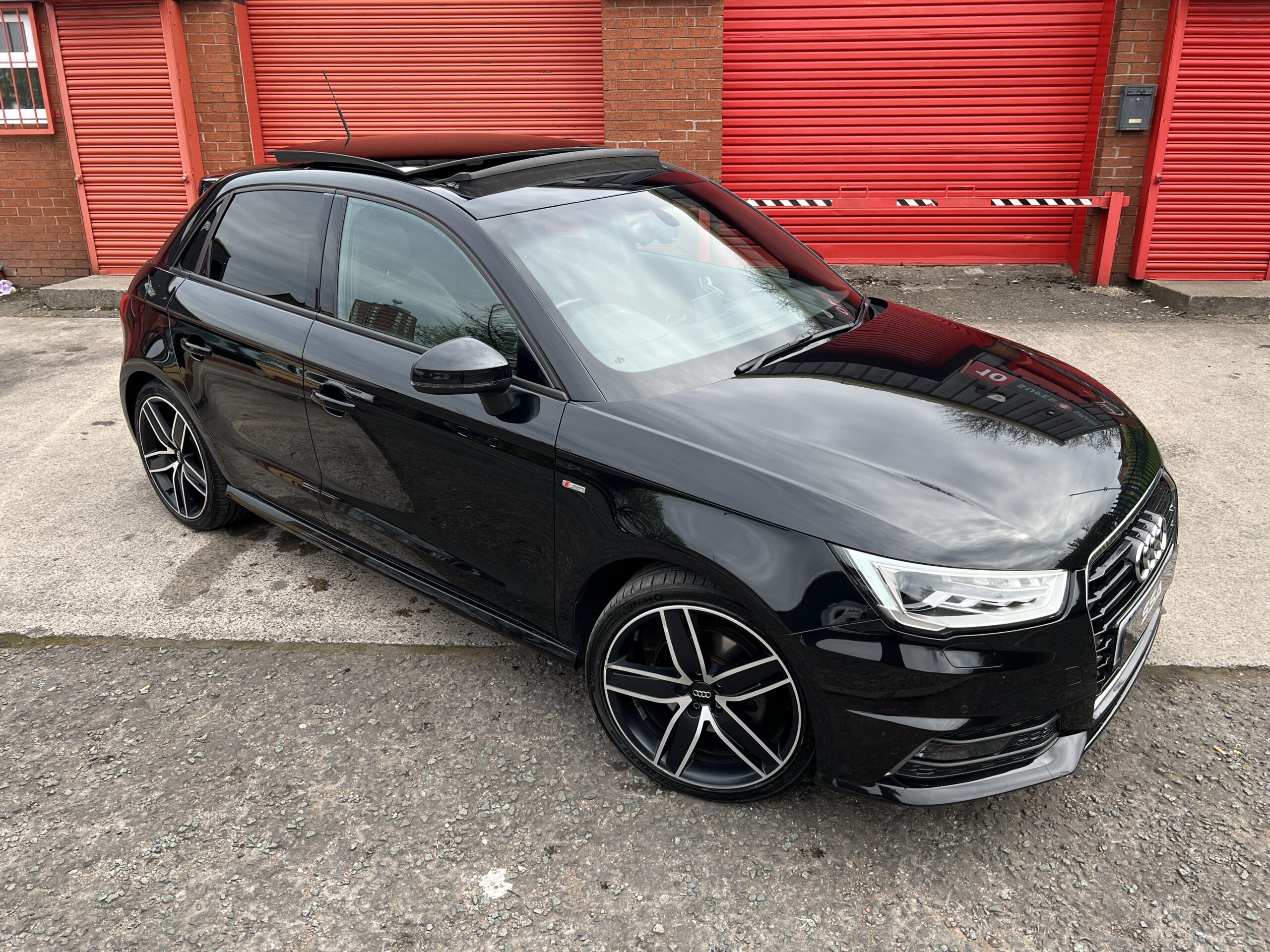 2016 AUDI A1 TFSI 1.4 SPORTBACK *PANROOF + OUTSTANDING HISTORY*