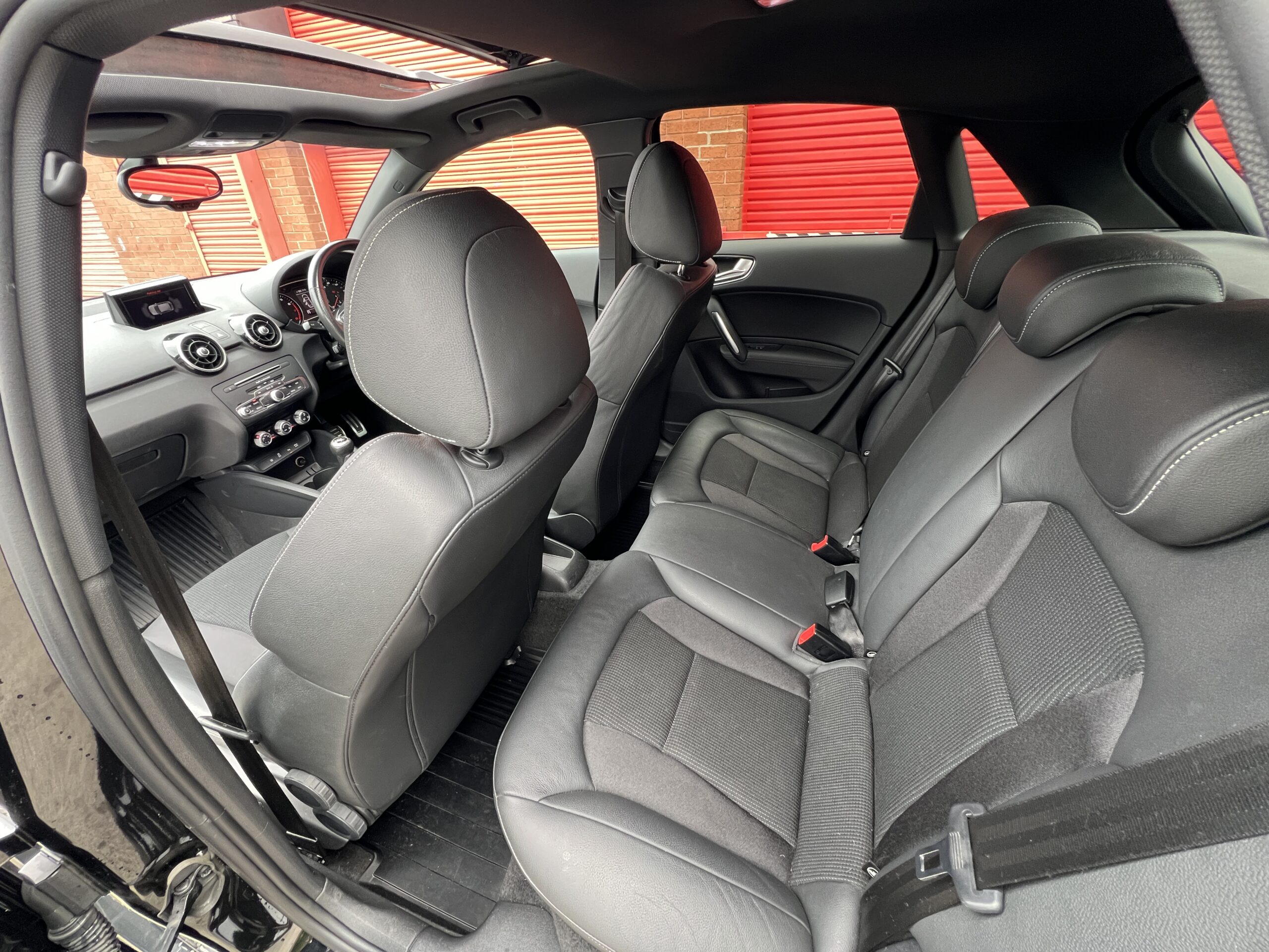 2016 AUDI A1 TFSI 1.4 SPORTBACK *PANROOF + OUTSTANDING HISTORY*