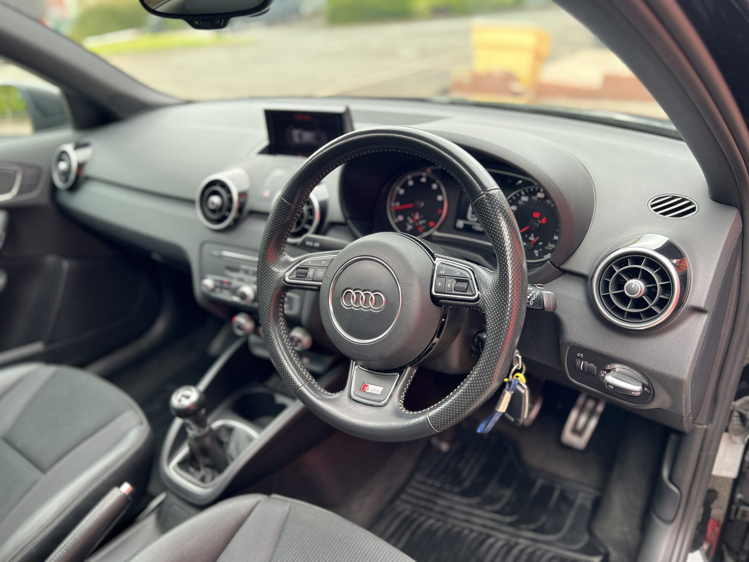 2016 AUDI A1 TFSI 1.4 SPORTBACK *PANROOF + OUTSTANDING HISTORY*