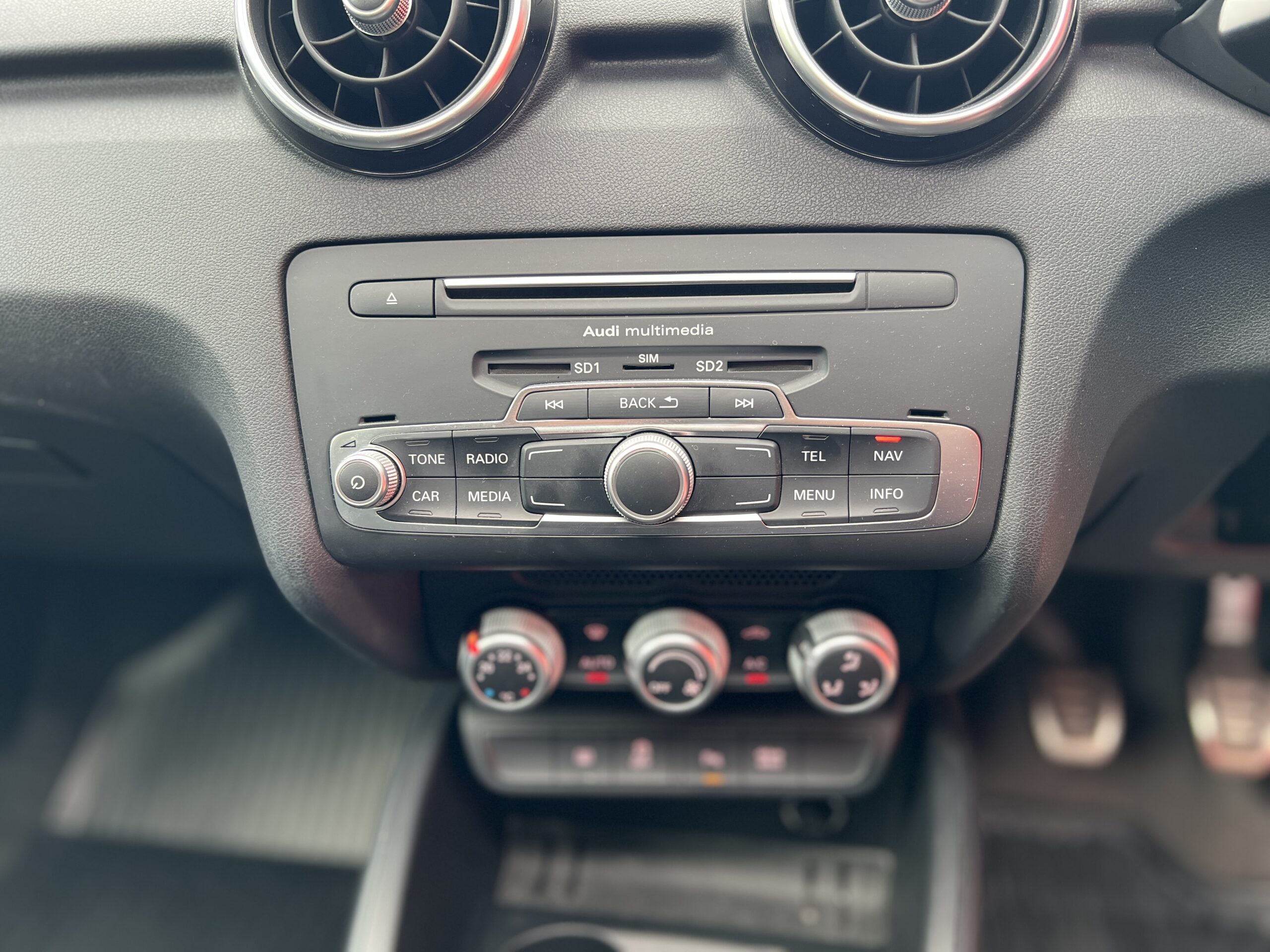 2016 AUDI A1 TFSI 1.4 SPORTBACK *PANROOF + OUTSTANDING HISTORY*