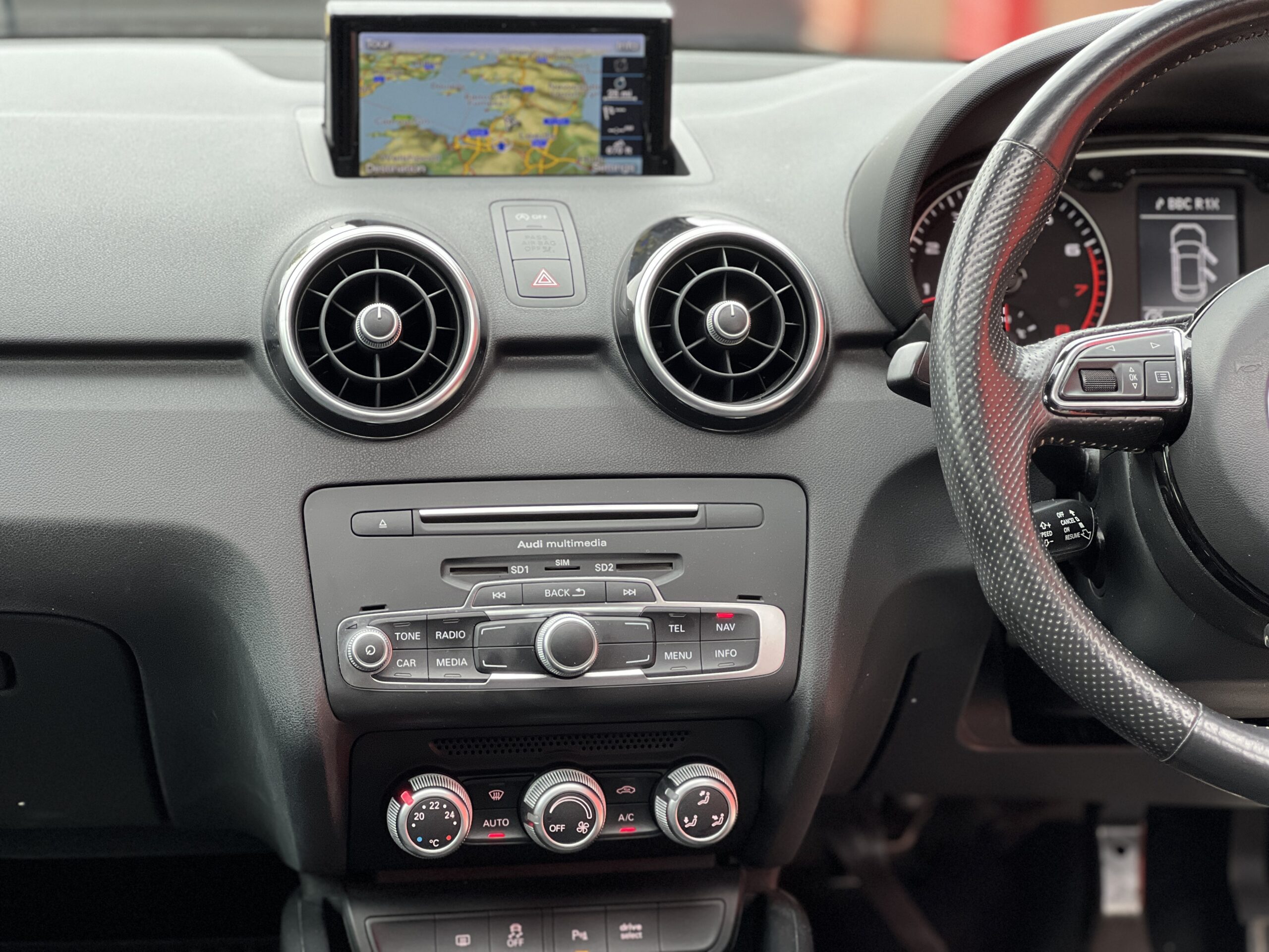 2016 AUDI A1 TFSI 1.4 SPORTBACK *PANROOF + OUTSTANDING HISTORY*